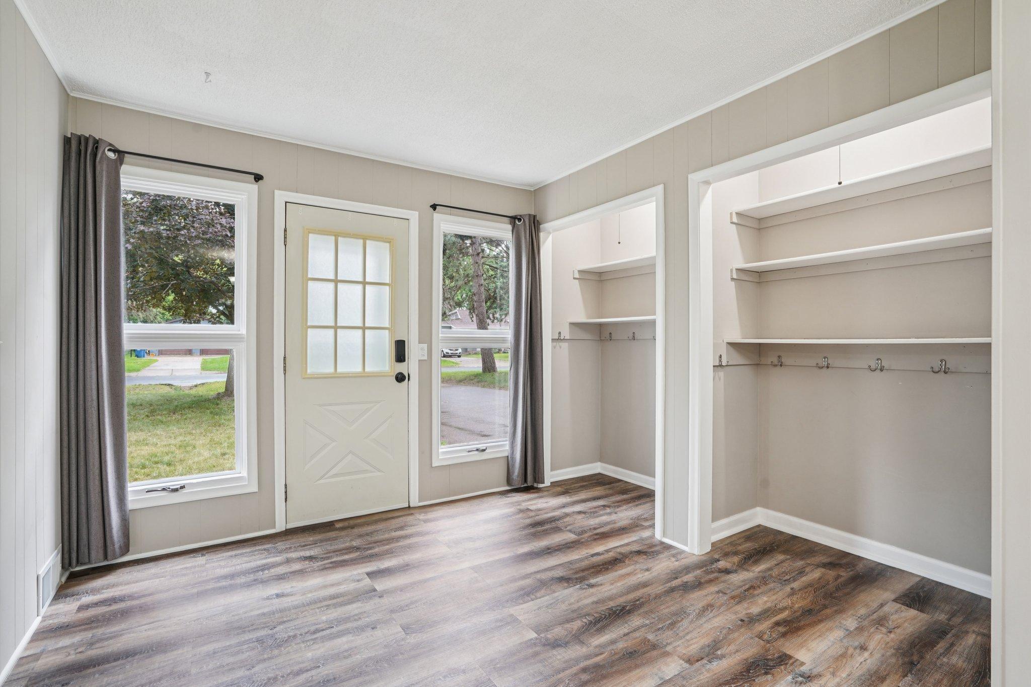 5343 Saint Stephens Street Property Photo 3