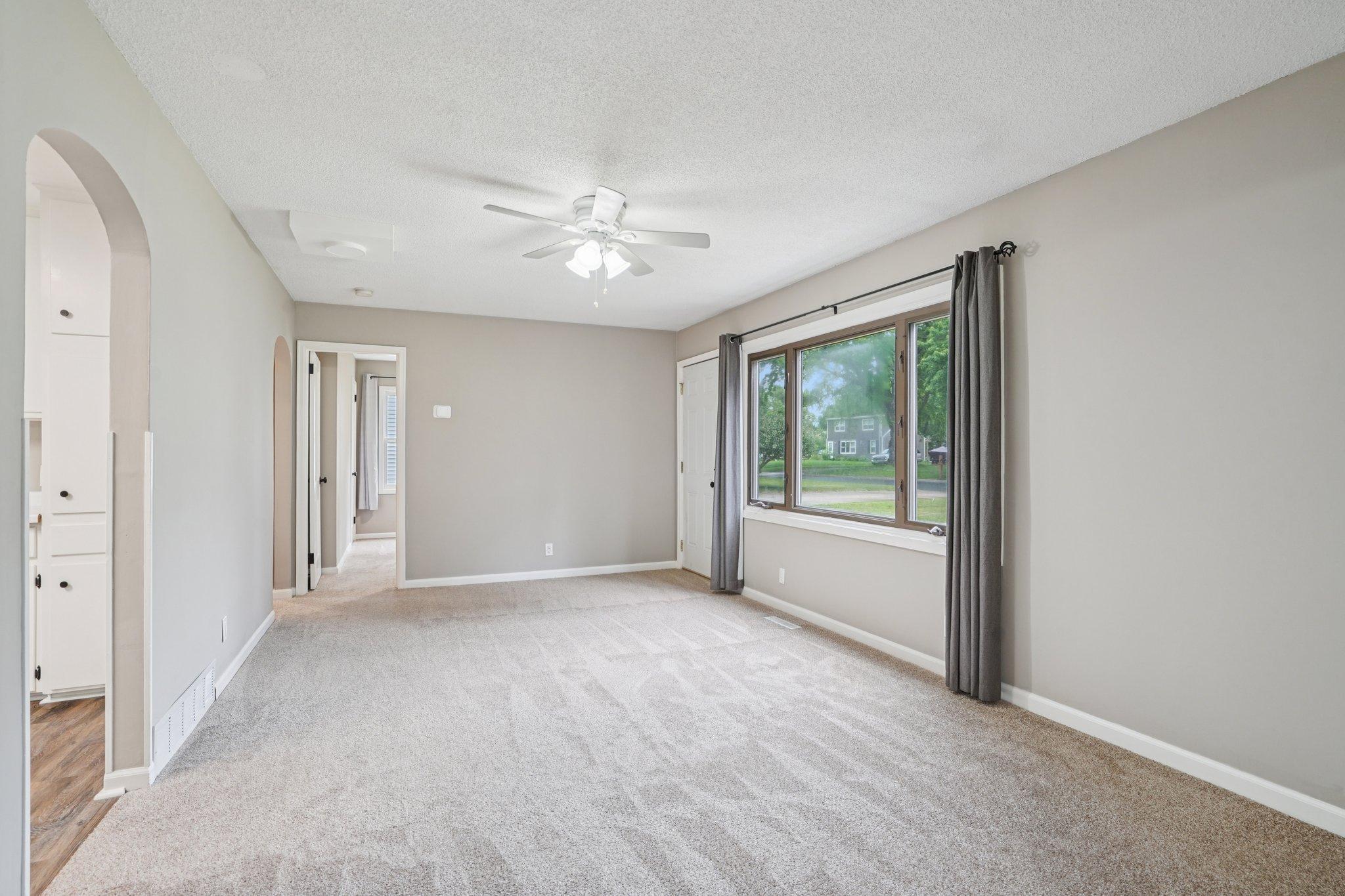 5343 Saint Stephens Street Property Photo 7