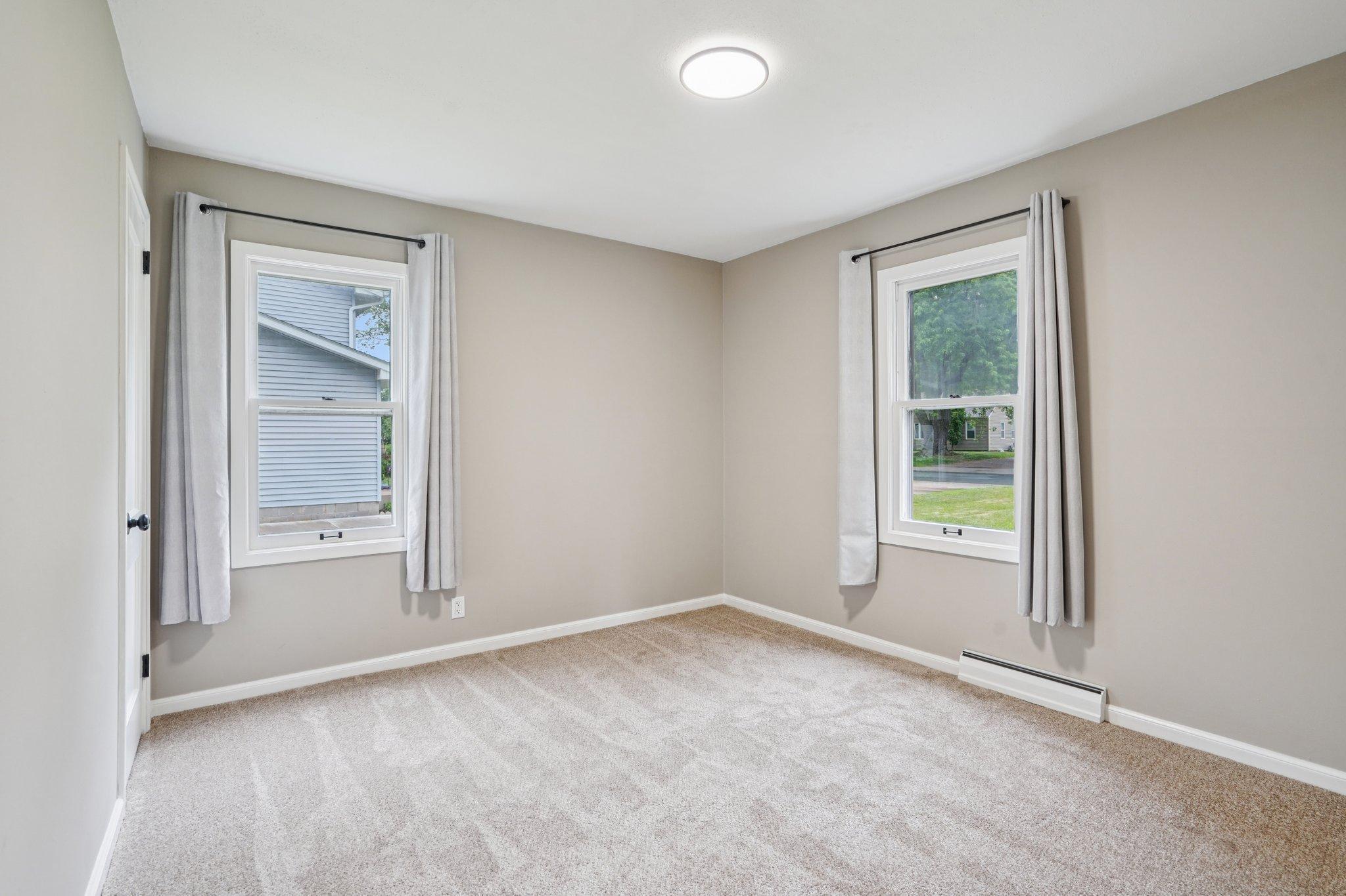 5343 Saint Stephens Street Property Photo 12