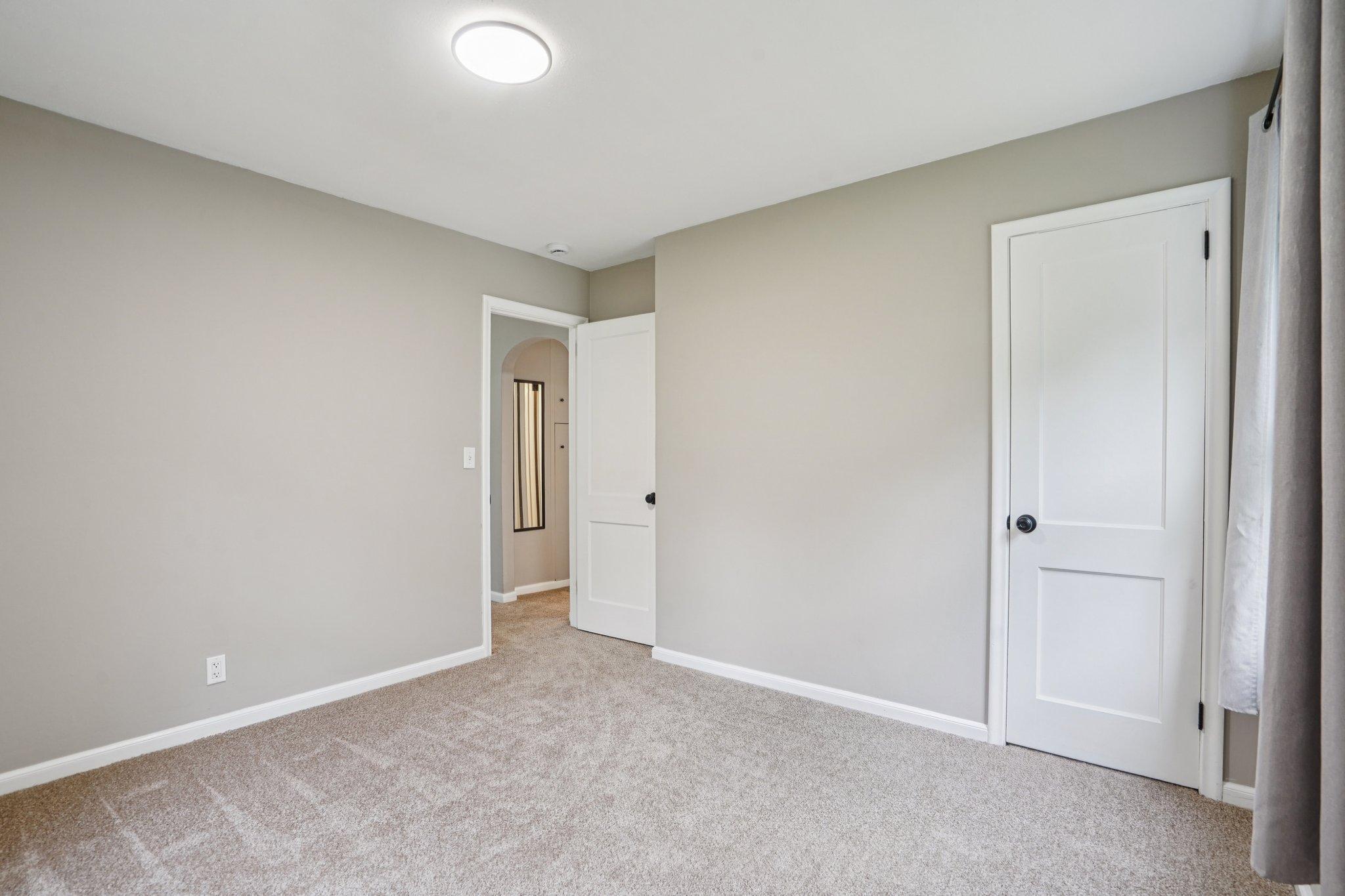 5343 Saint Stephens Street Property Photo 13