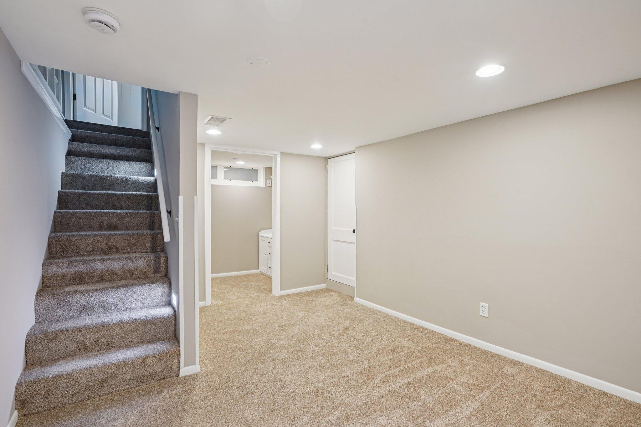 5343 Saint Stephens Street Property Photo 15