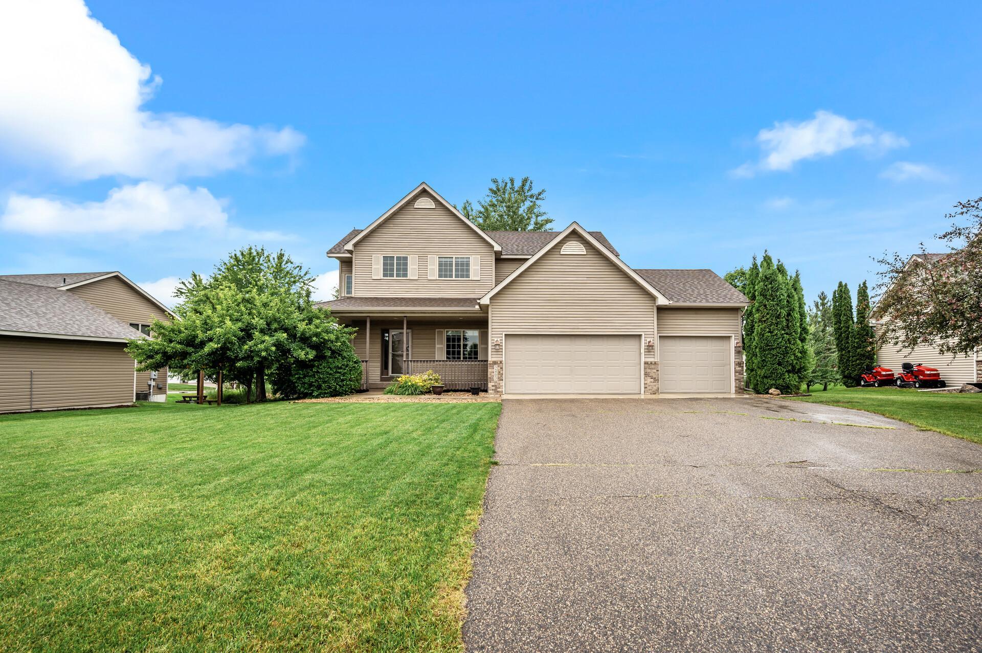 2403 Meadow Drive Property Photo 1