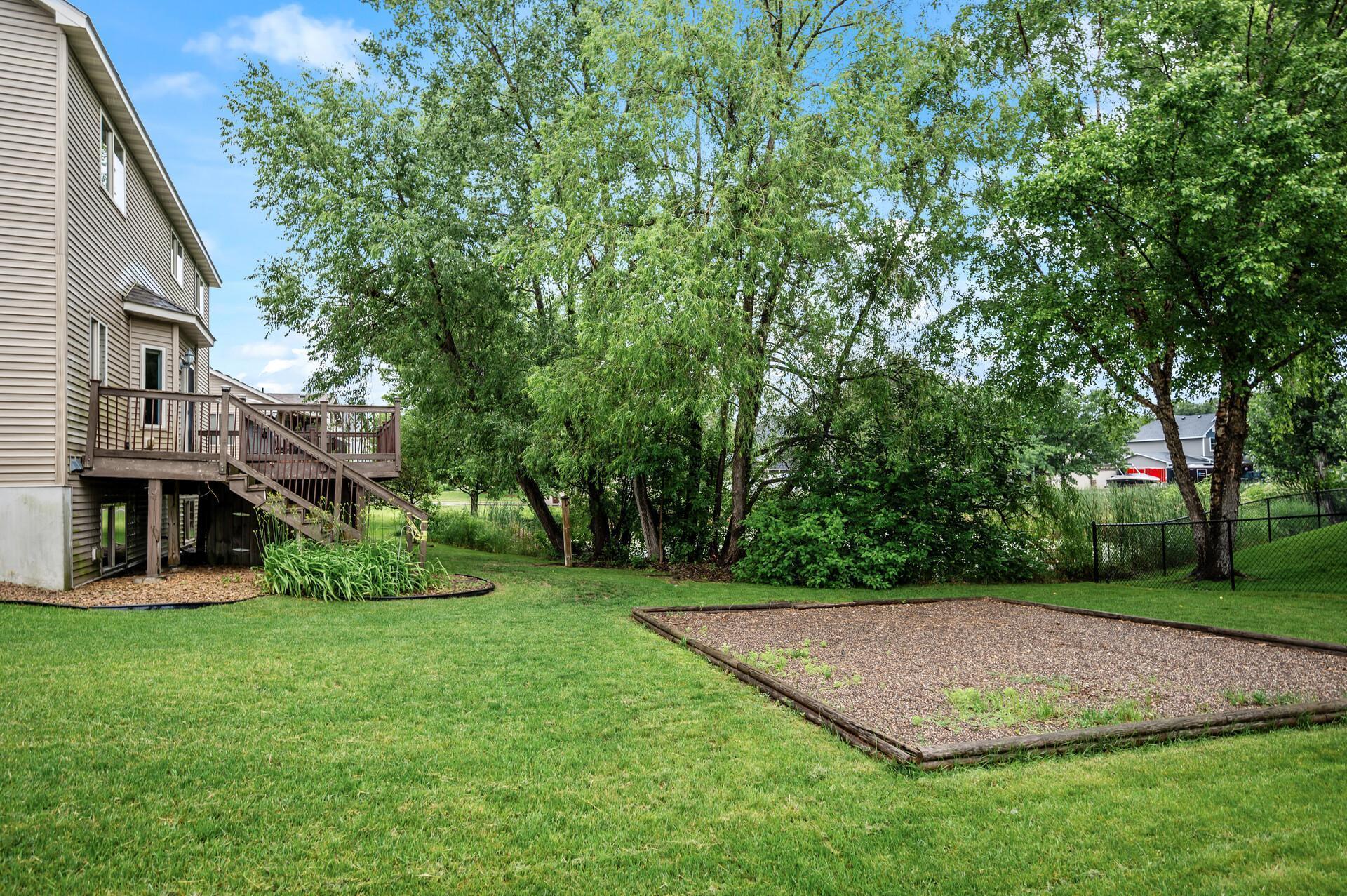 2403 Meadow Drive Property Photo 39