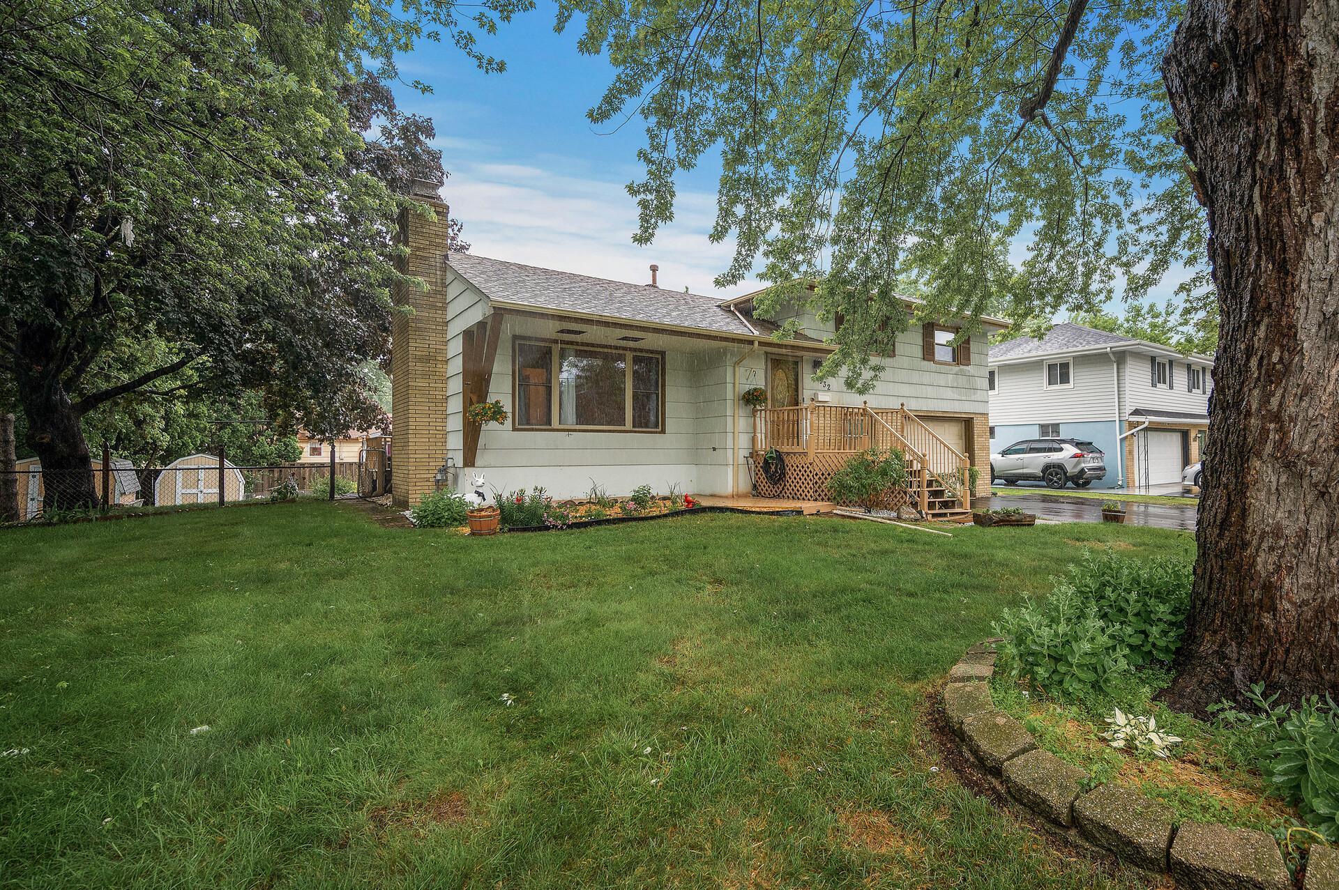 2932 Winnetka Avenue Property Photo 1