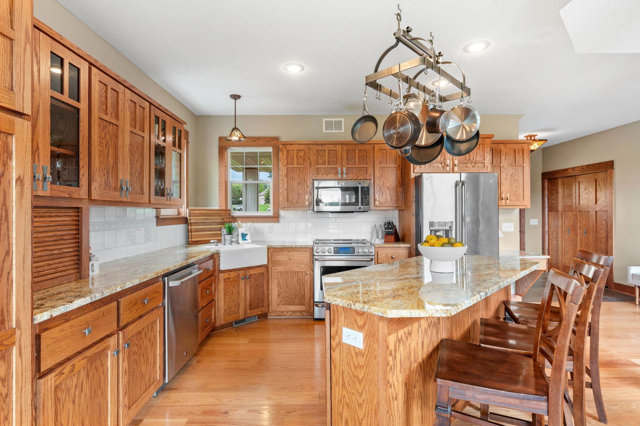 19602 Galway Circle Property Photo 8