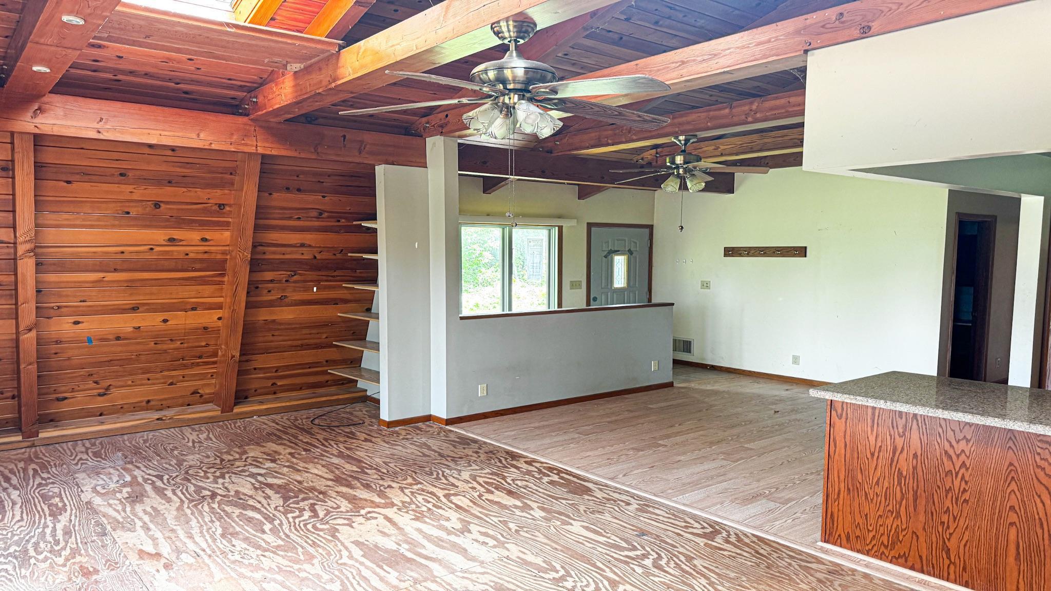 2015 1/2 Street Property Photo 6
