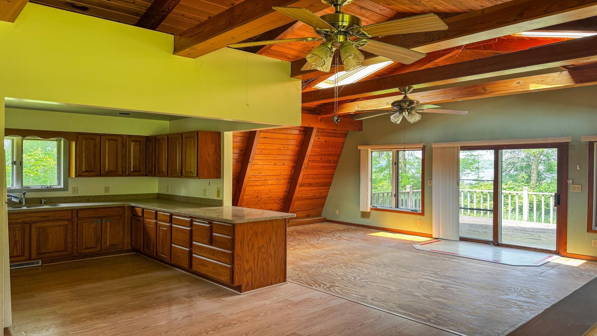 2015 1/2 Street Property Photo 7