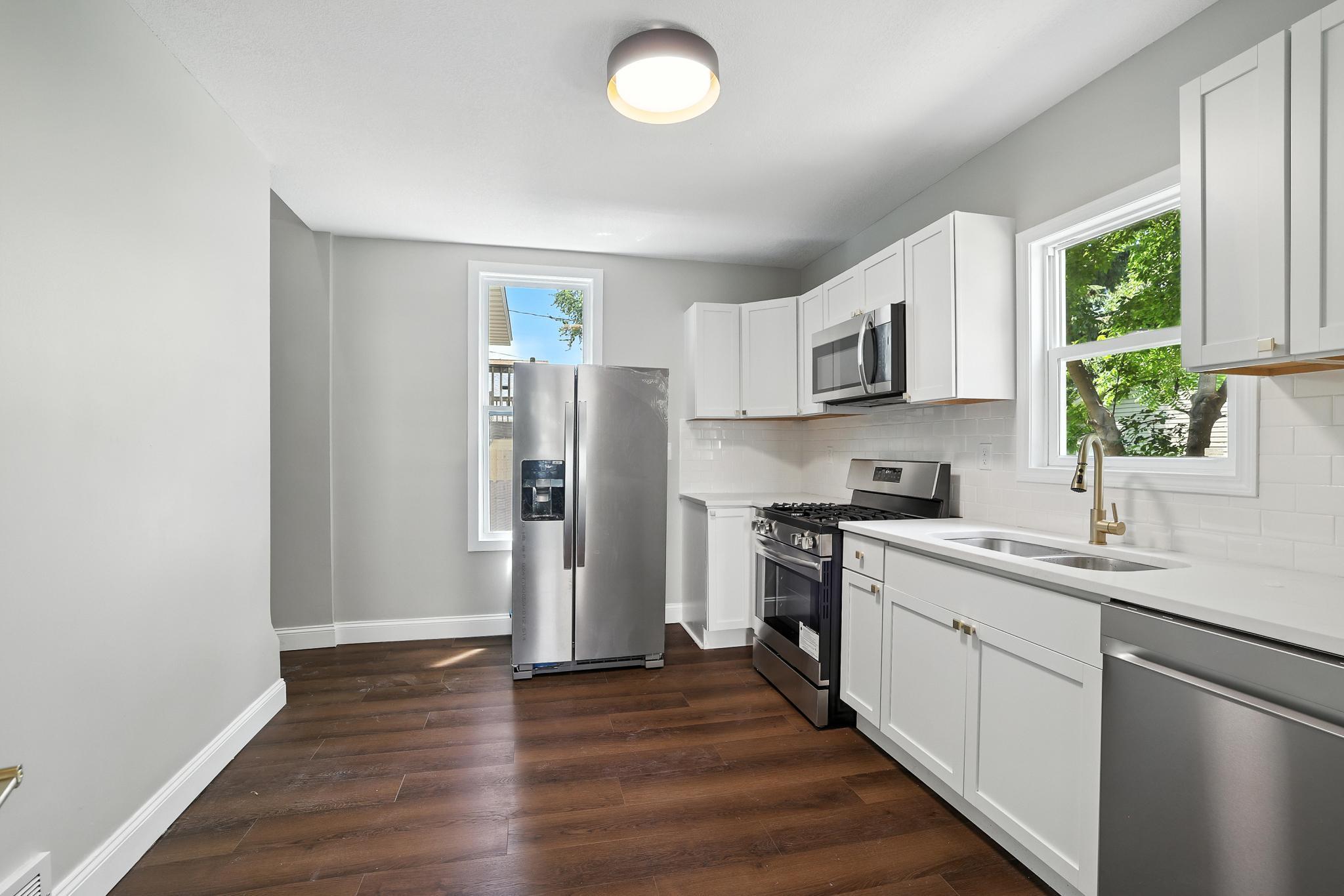 649 Lafond Avenue Property Photo 8