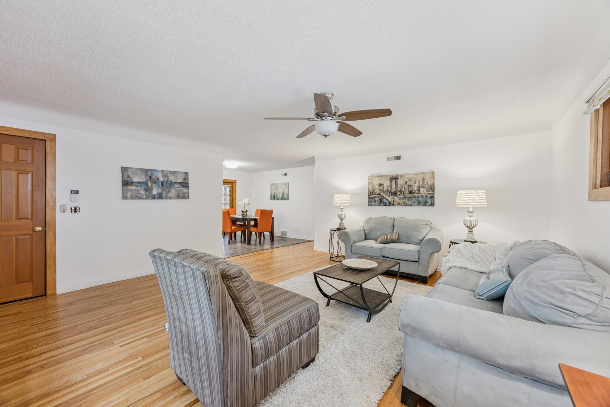 3916 Thomas Avenue Property Photo 5