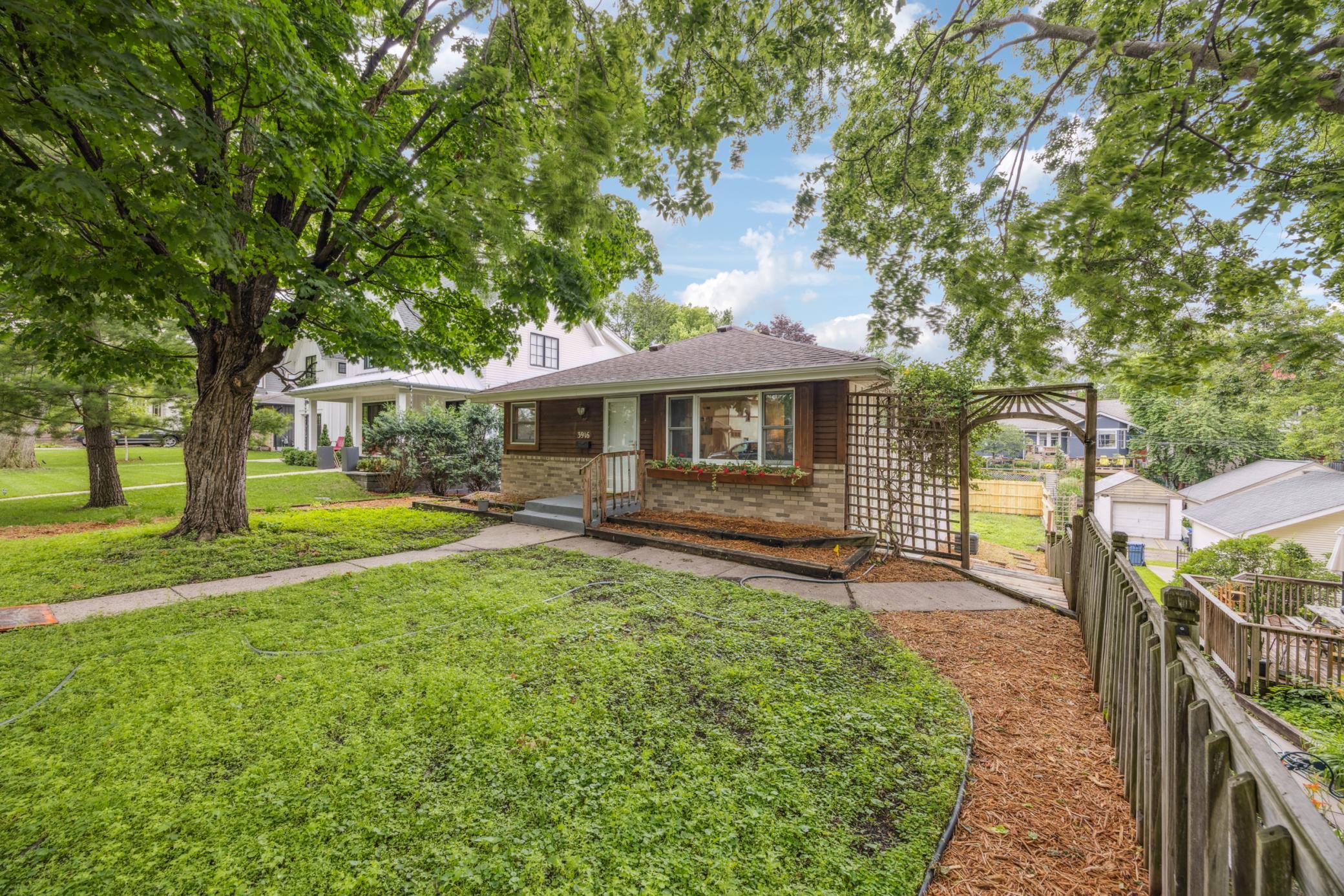 3916 Thomas Avenue Property Photo 16