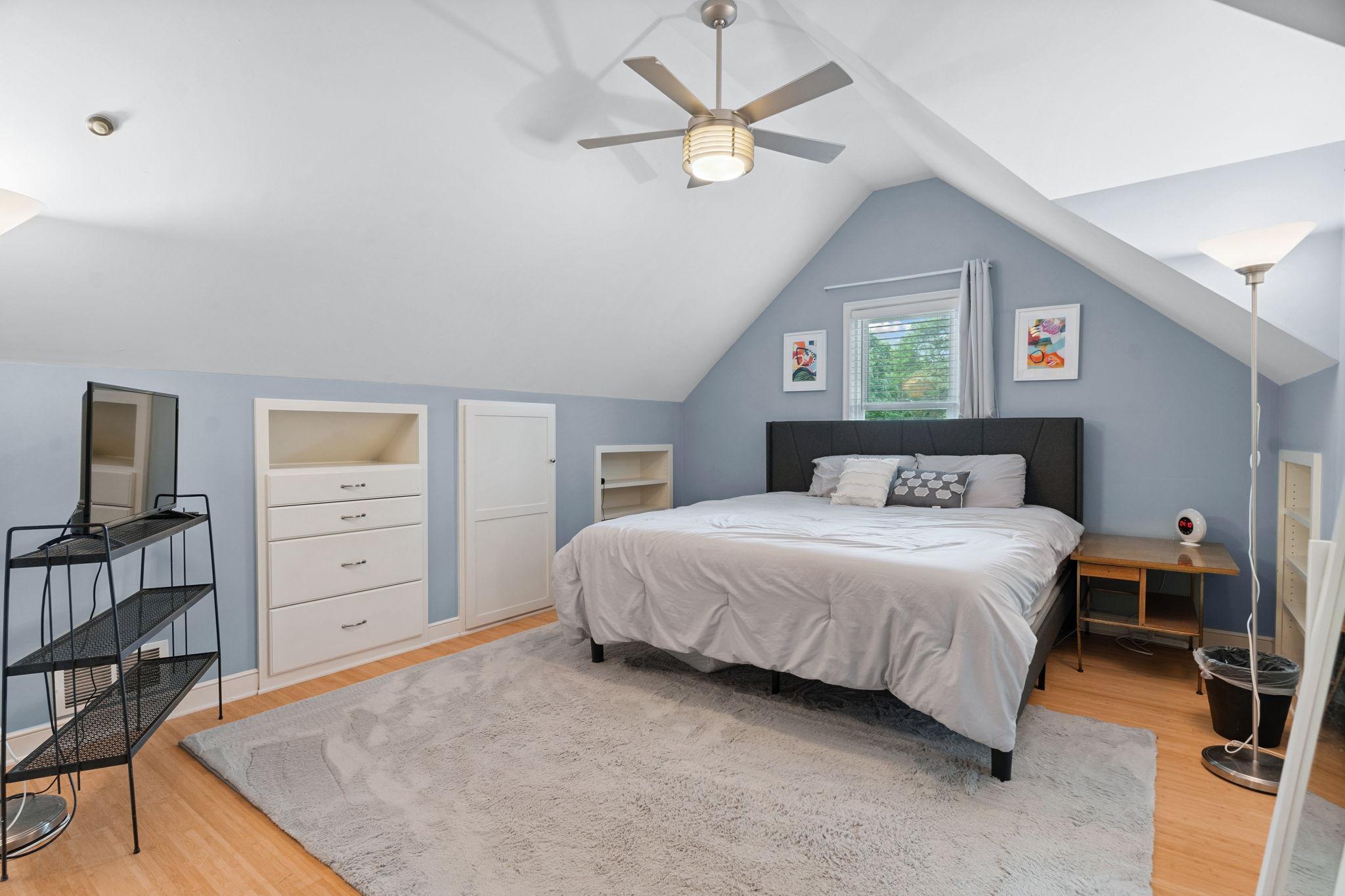 2608 Salem Avenue Property Photo 18