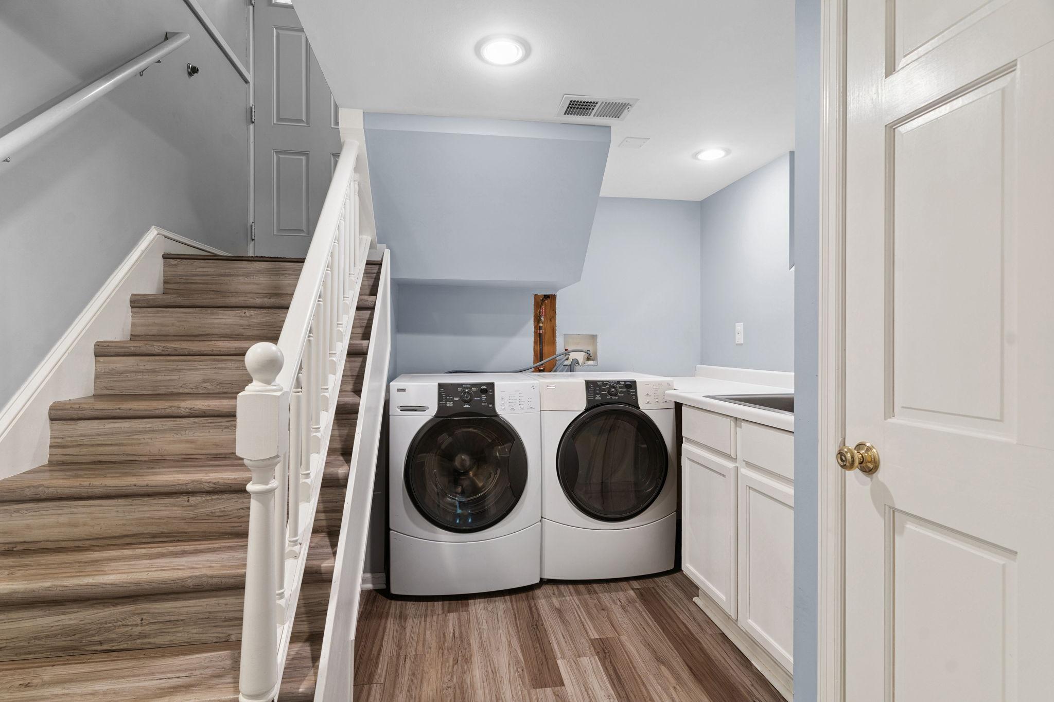 2608 Salem Avenue Property Photo 27