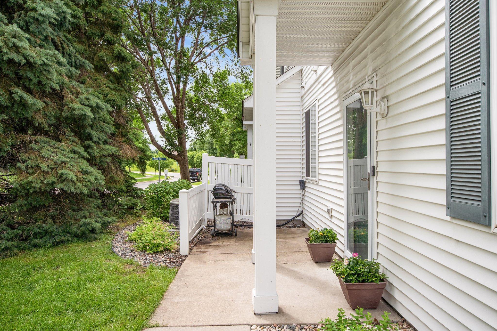 17980 69th Place Property Photo 6