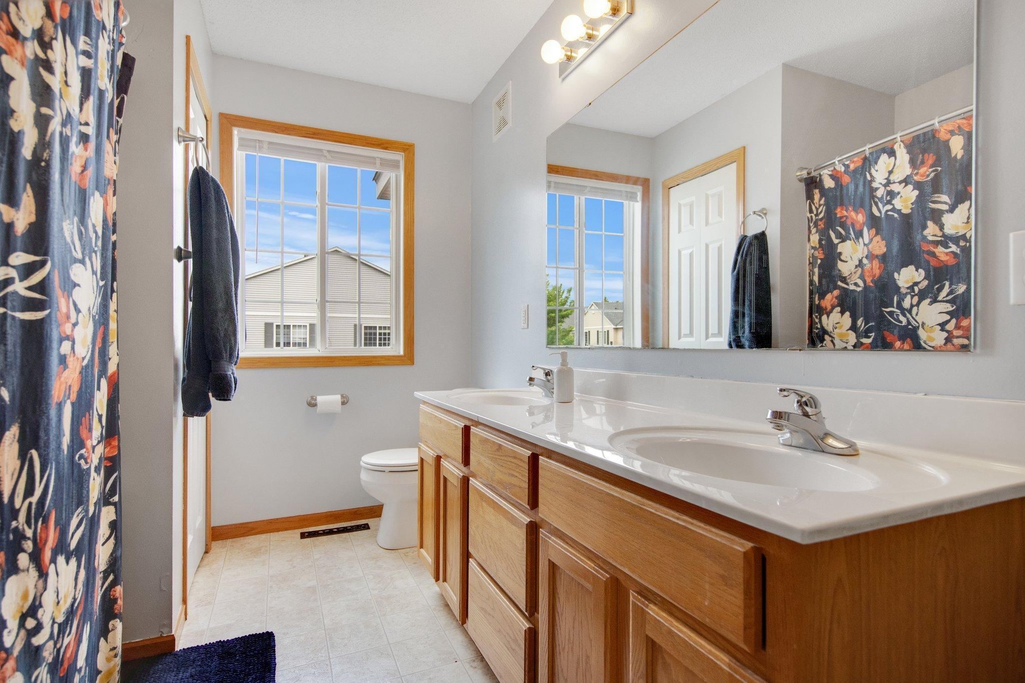 17980 69th Place Property Photo 23