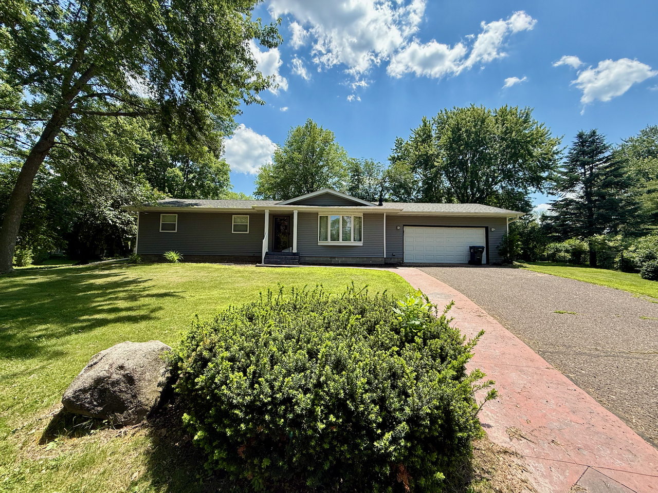 1326 Jeanne Court Property Photo 1