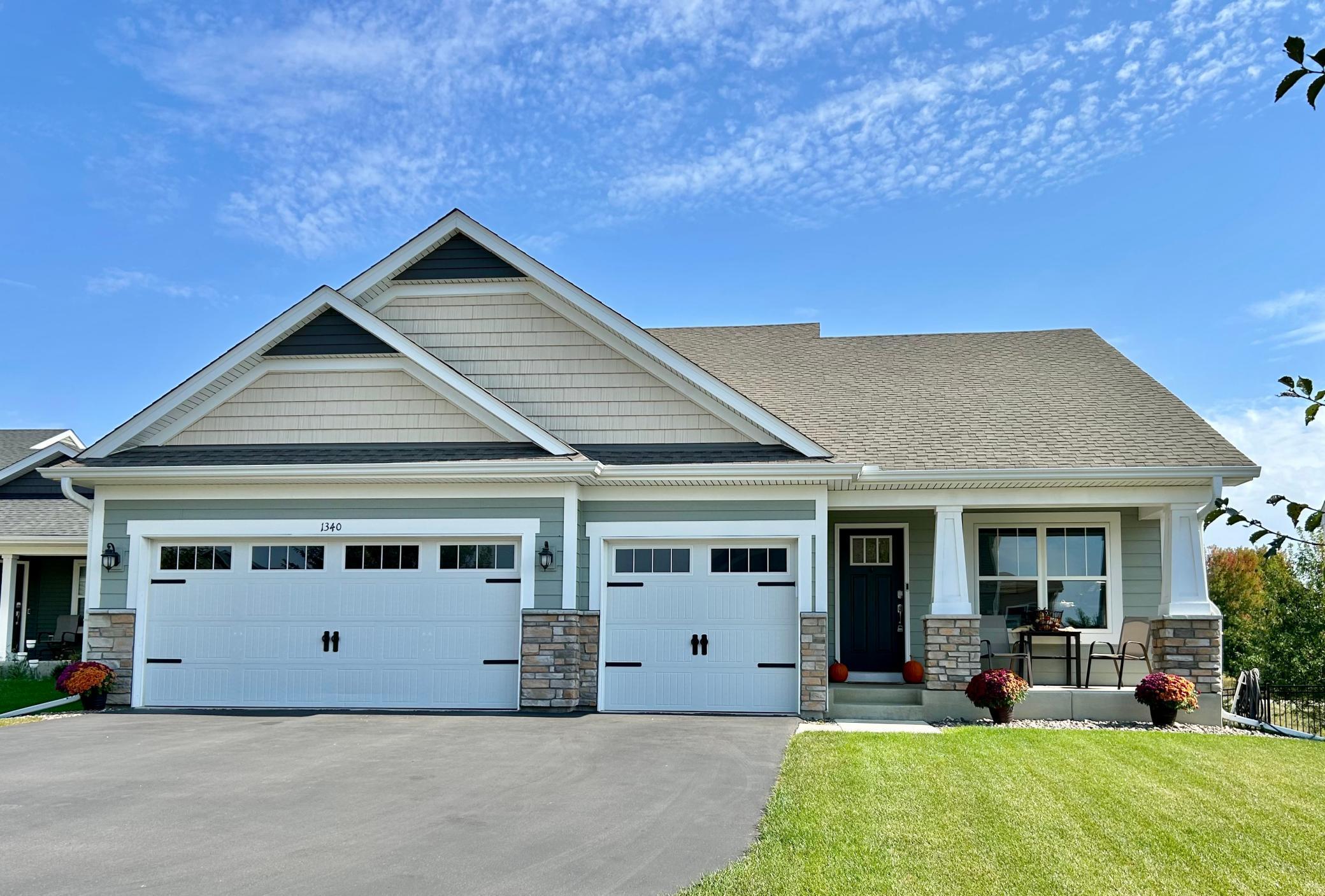 1340 Chestnut Circle Property Photo 1