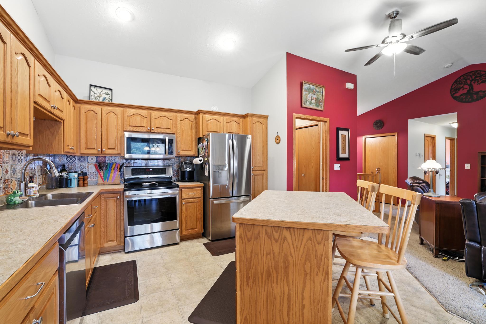 656 Obrien Parkway Property Photo 7