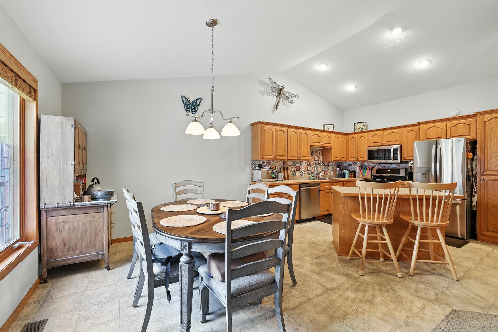 656 Obrien Parkway Property Photo 10