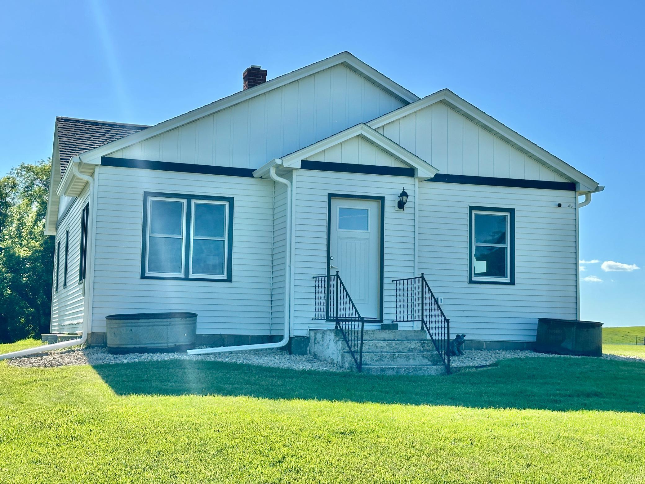1555 Us Highway 75 Property Photo 1