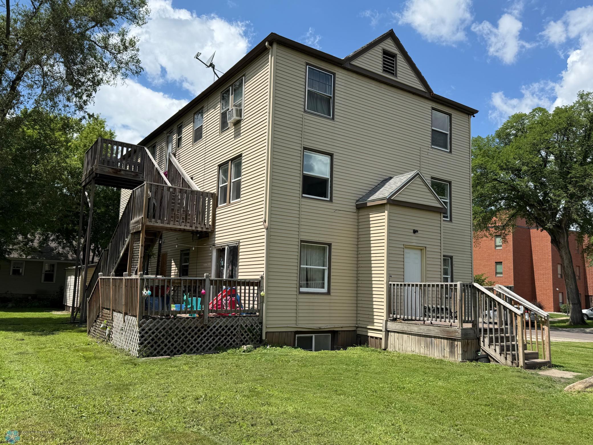 1306 3rd Avenue Property Photo 1