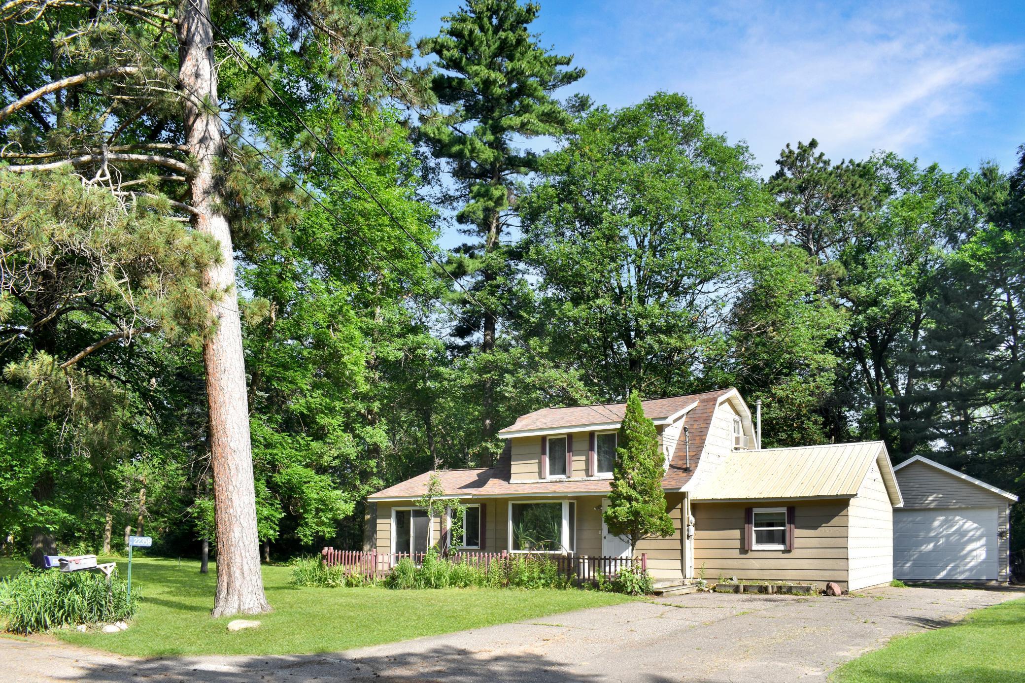 22358 Sunrise Drive Property Photo 1