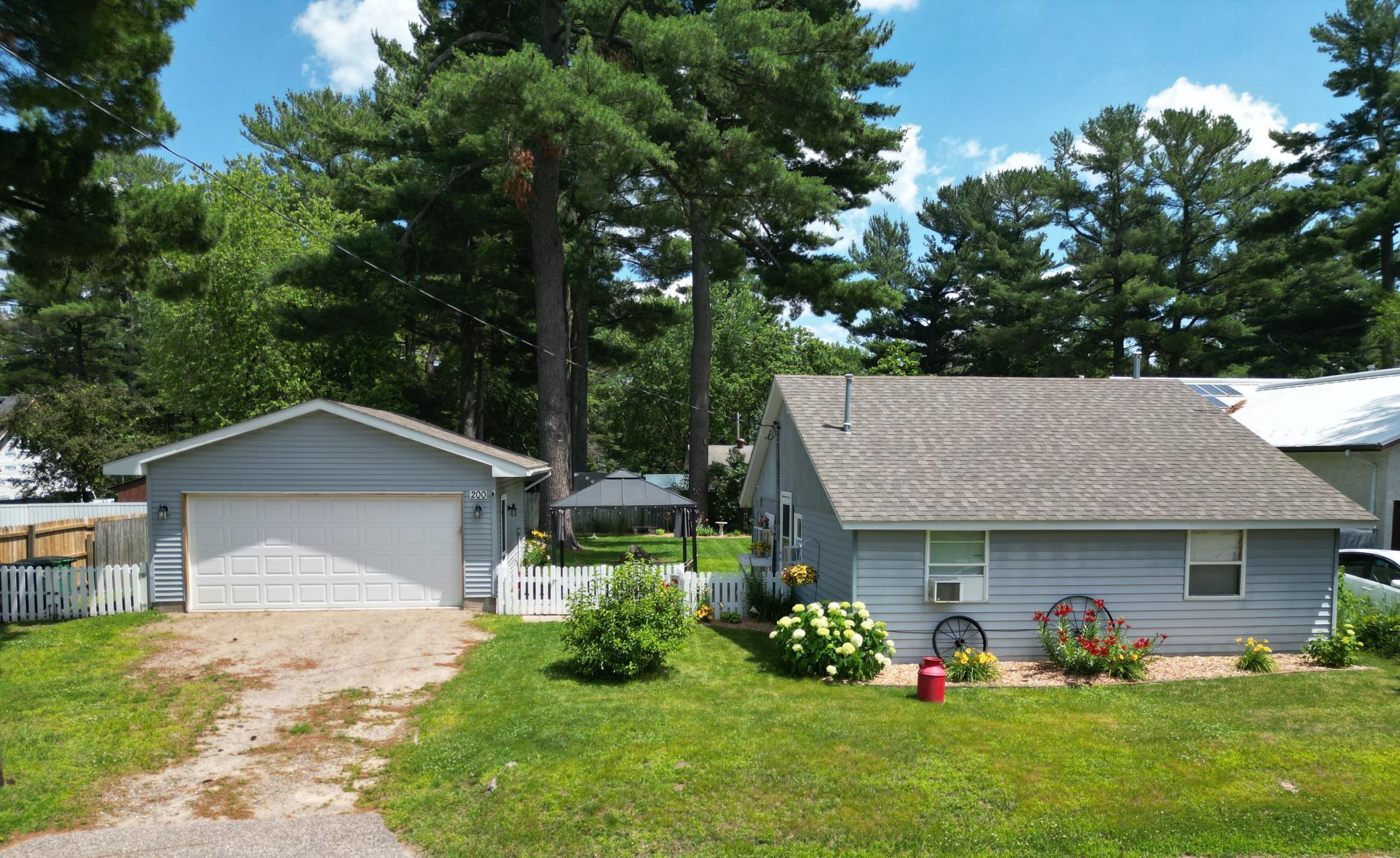 200 Grove Road Property Photo