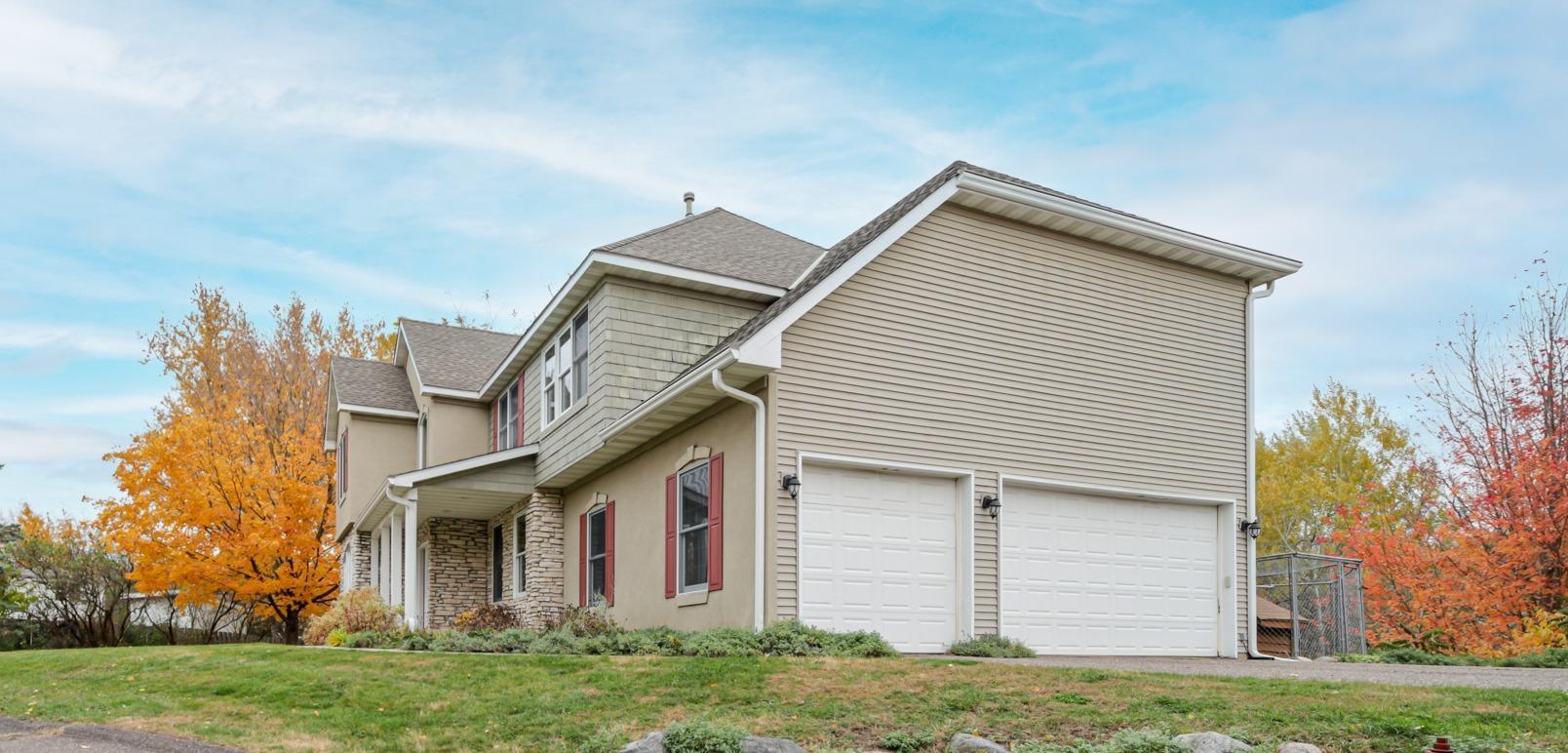 11811 Ridgemount Avenue Property Photo 2