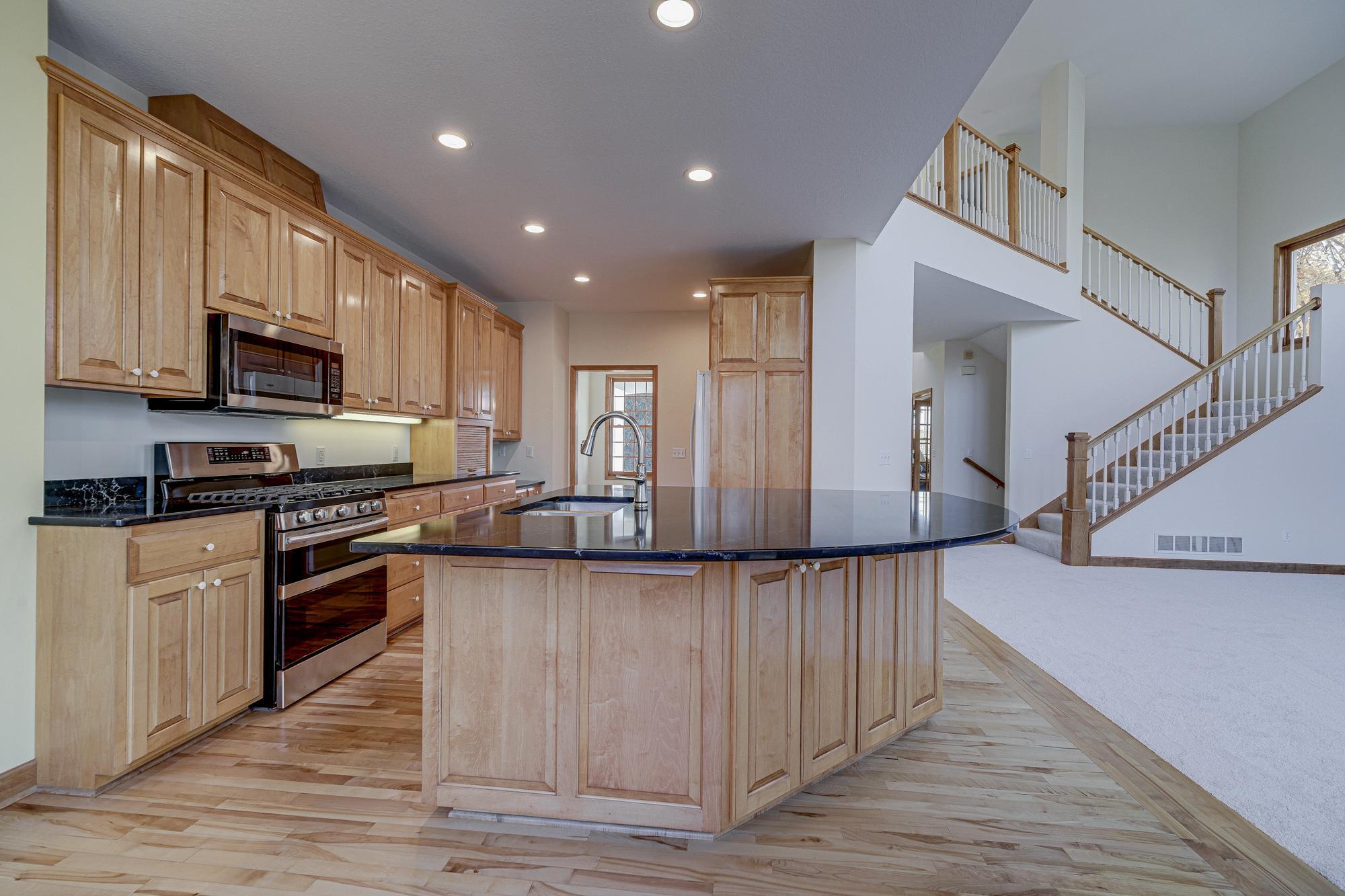 11811 Ridgemount Avenue Property Photo 16