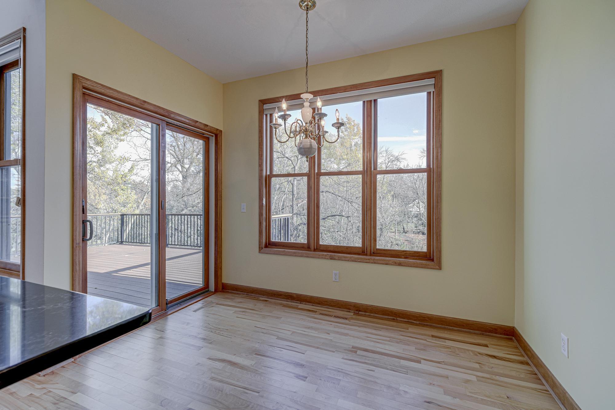 11811 Ridgemount Avenue Property Photo 18