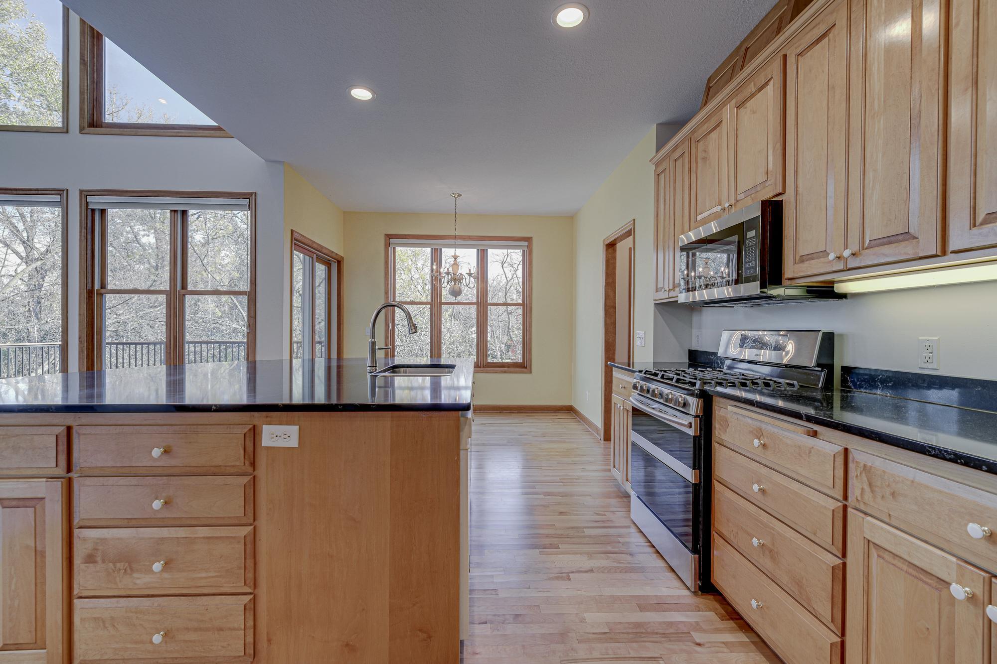 11811 Ridgemount Avenue Property Photo 19