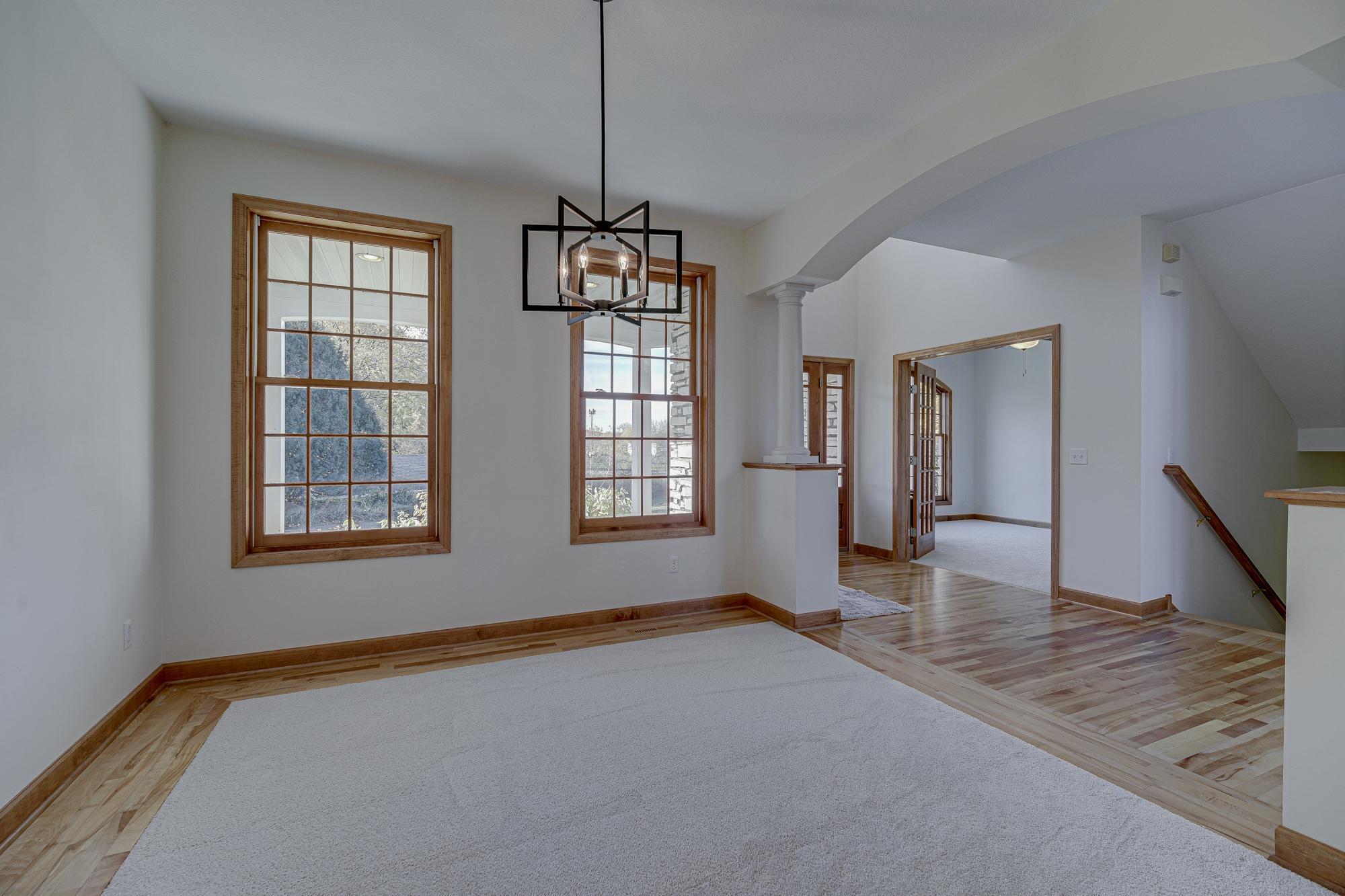 11811 Ridgemount Avenue Property Photo 22