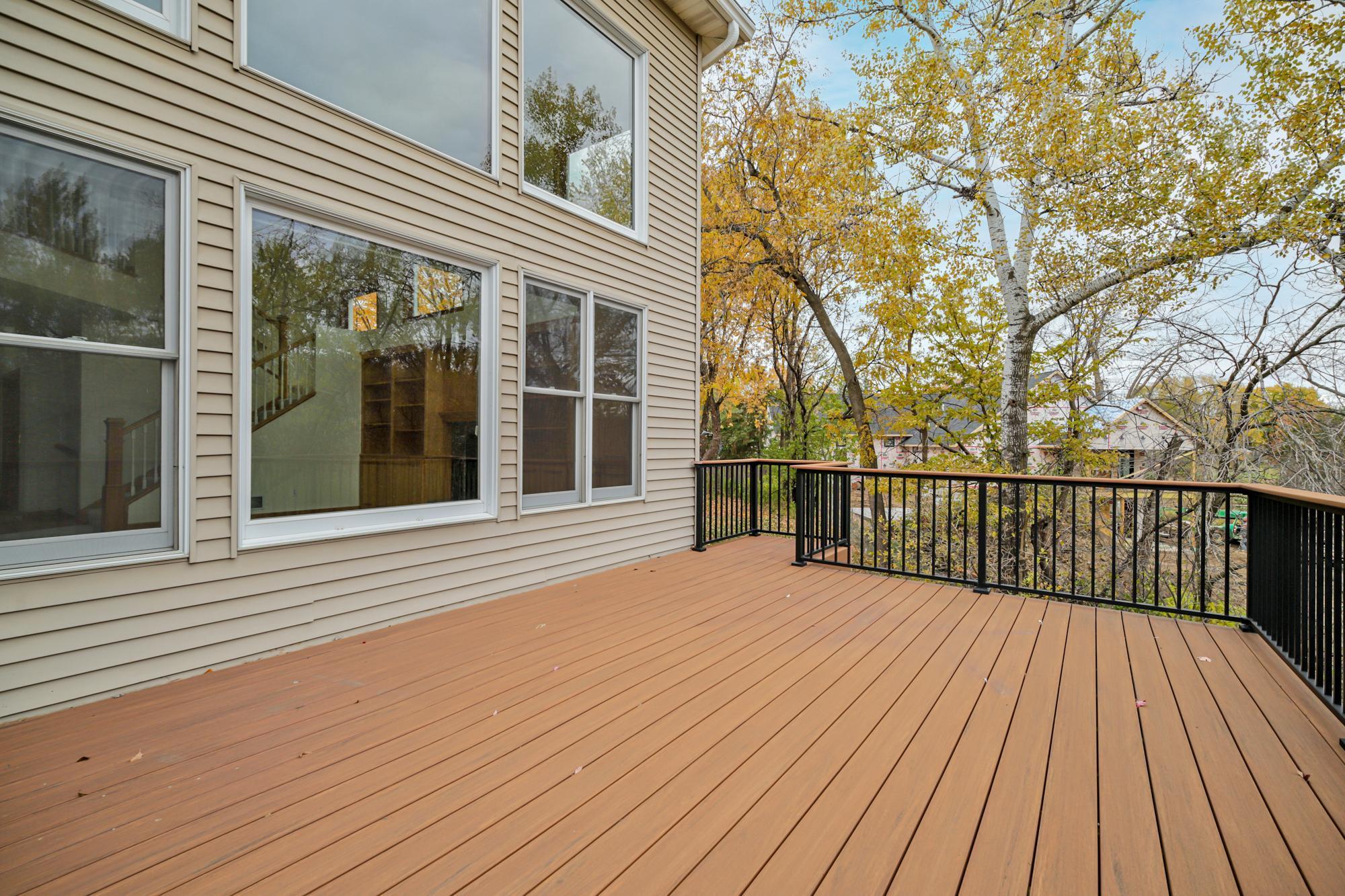 11811 Ridgemount Avenue Property Photo 27