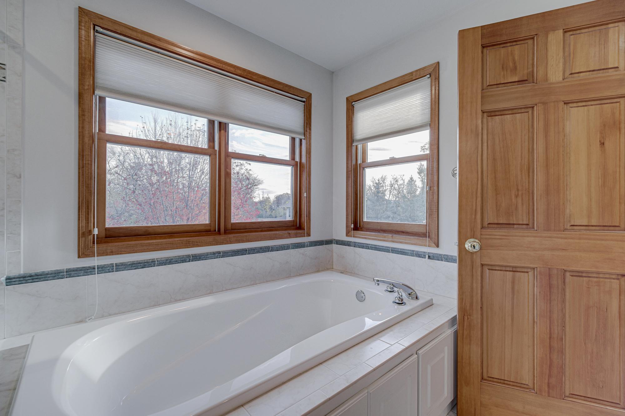 11811 Ridgemount Avenue Property Photo 32