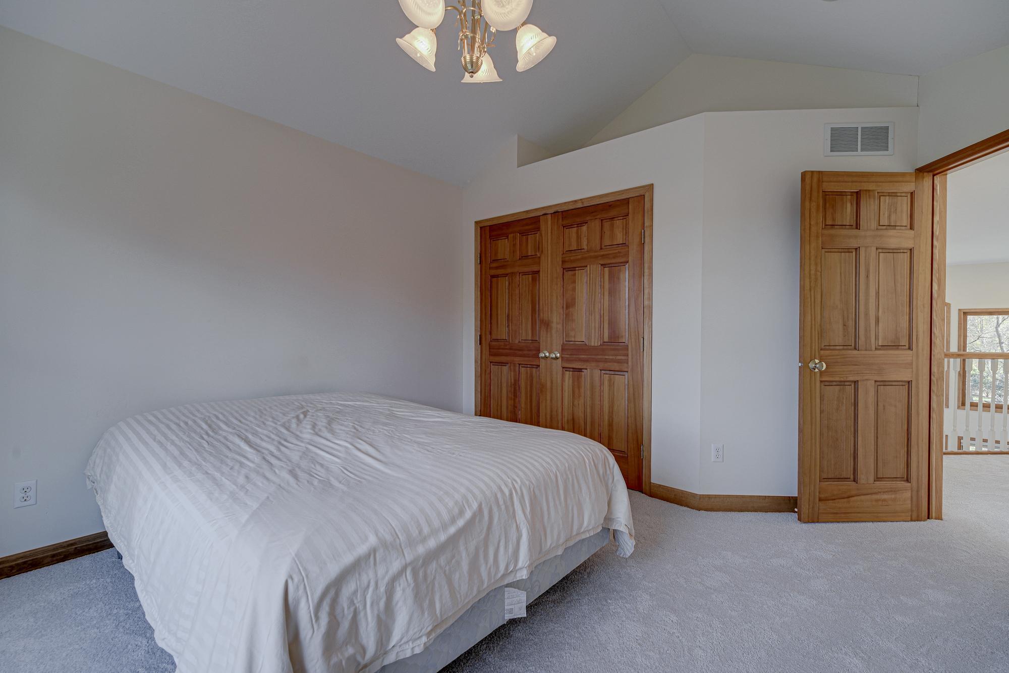 11811 Ridgemount Avenue Property Photo 38