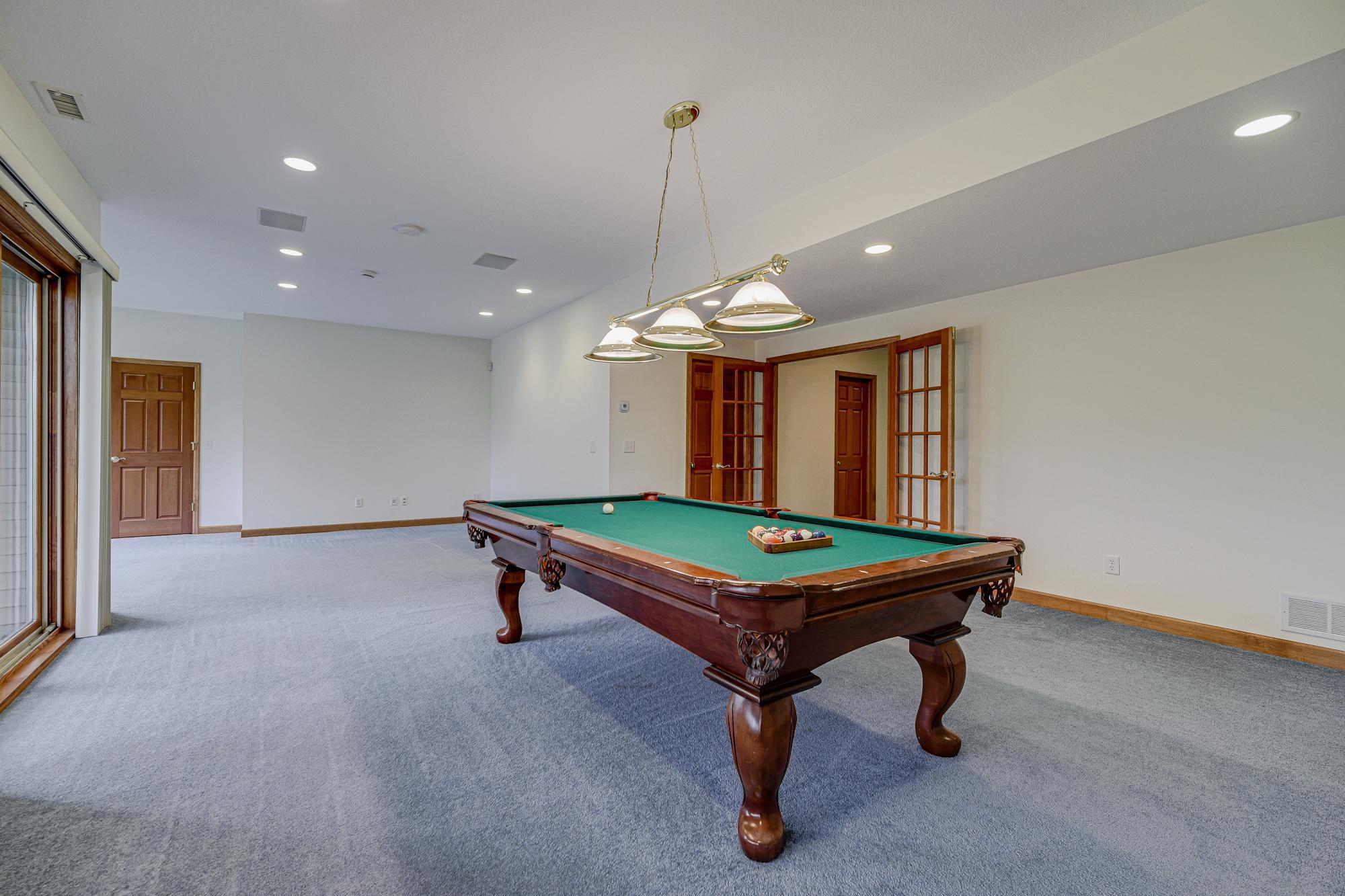 11811 Ridgemount Avenue Property Photo 46