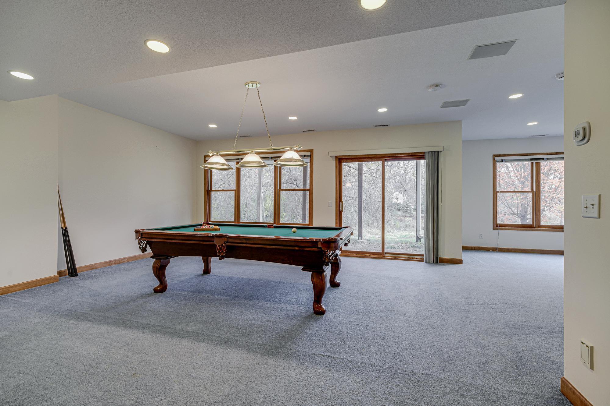 11811 Ridgemount Avenue Property Photo 47