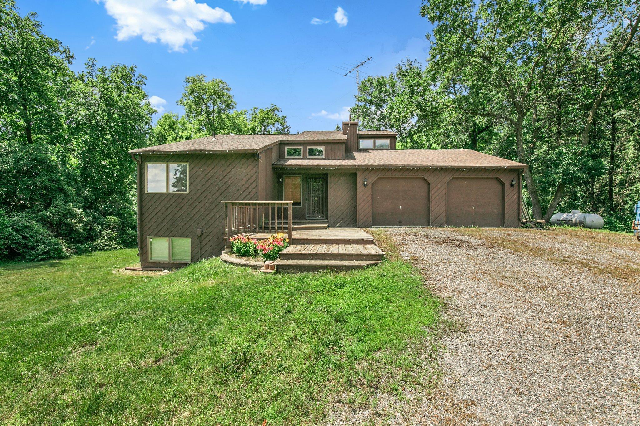 69002 State Highway 24 Property Photo 1