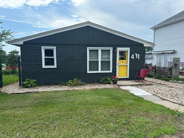 431 2nd Street Property Photo 1