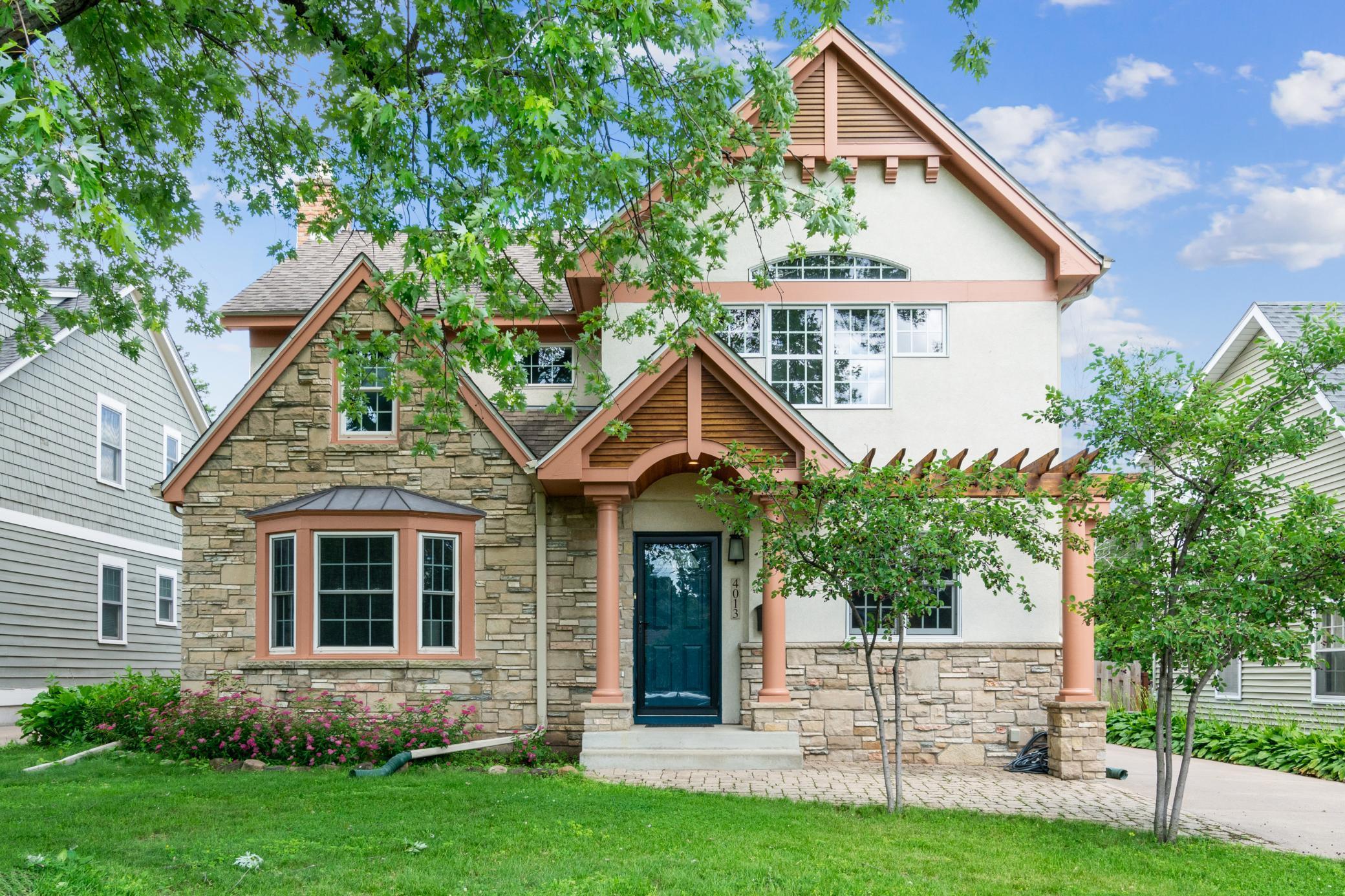 4013 Natchez Avenue Property Photo 1