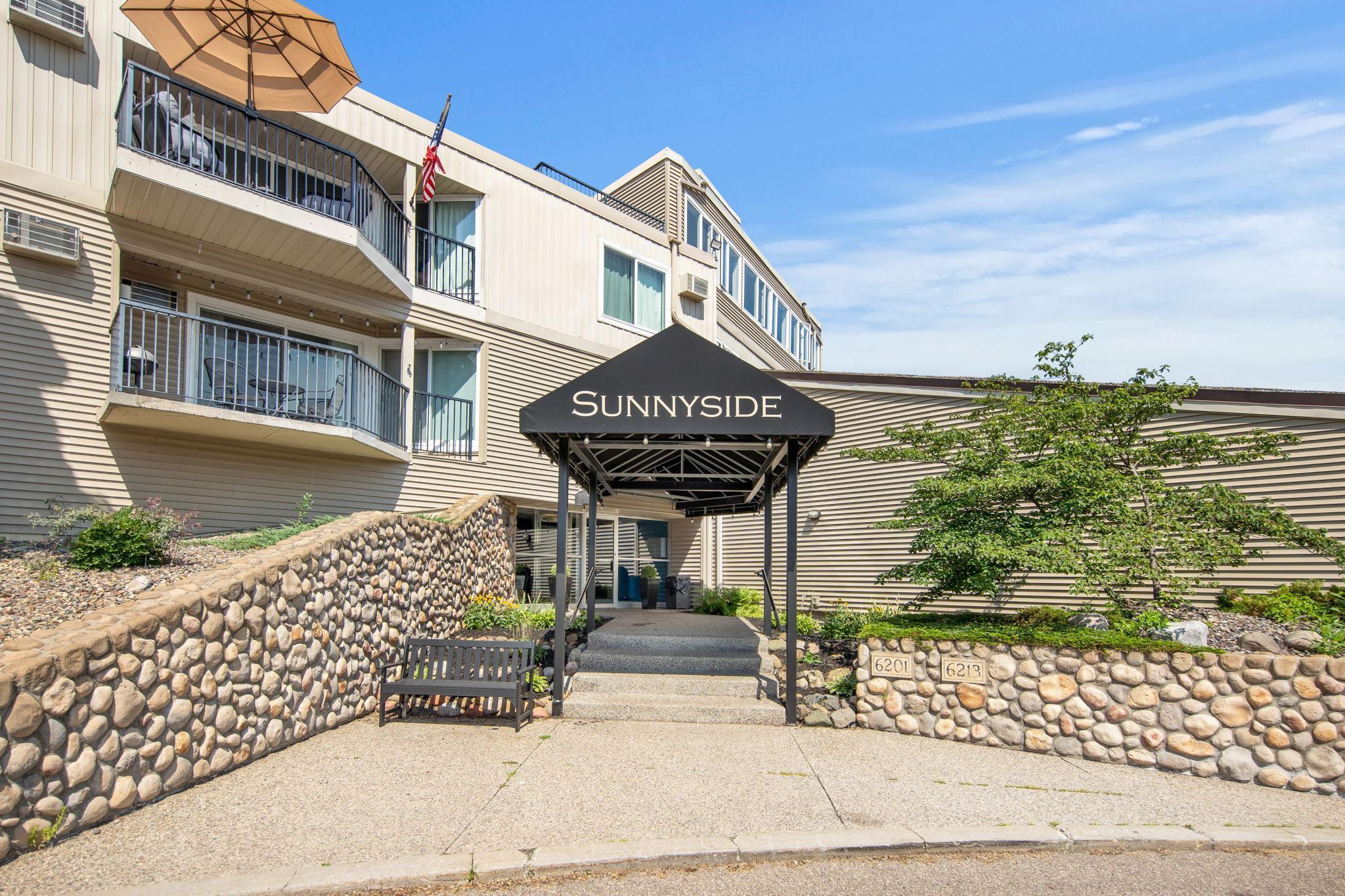 6201 Saint Croix Trail 115
