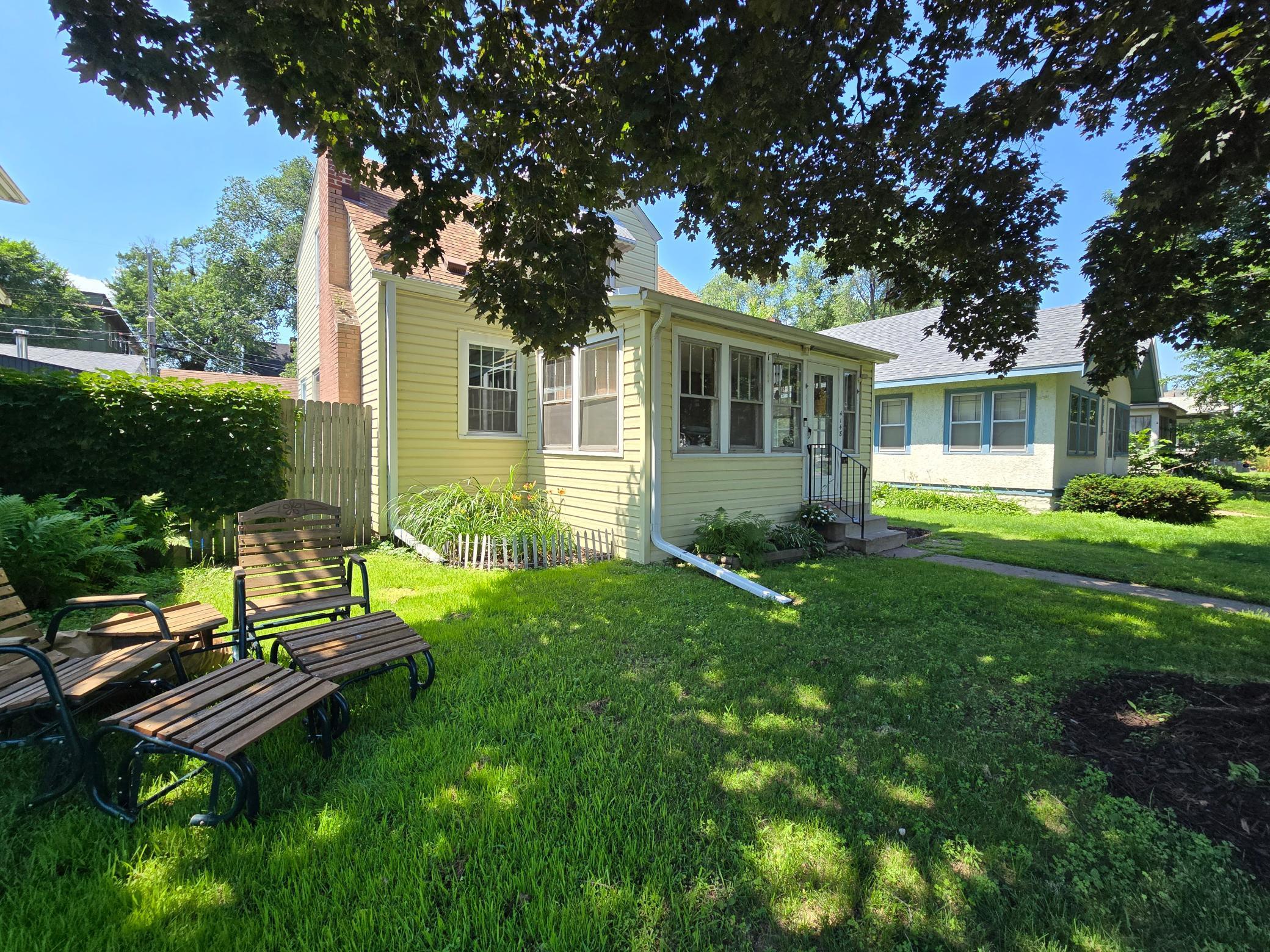 4148 Elliot Avenue Property Photo 1