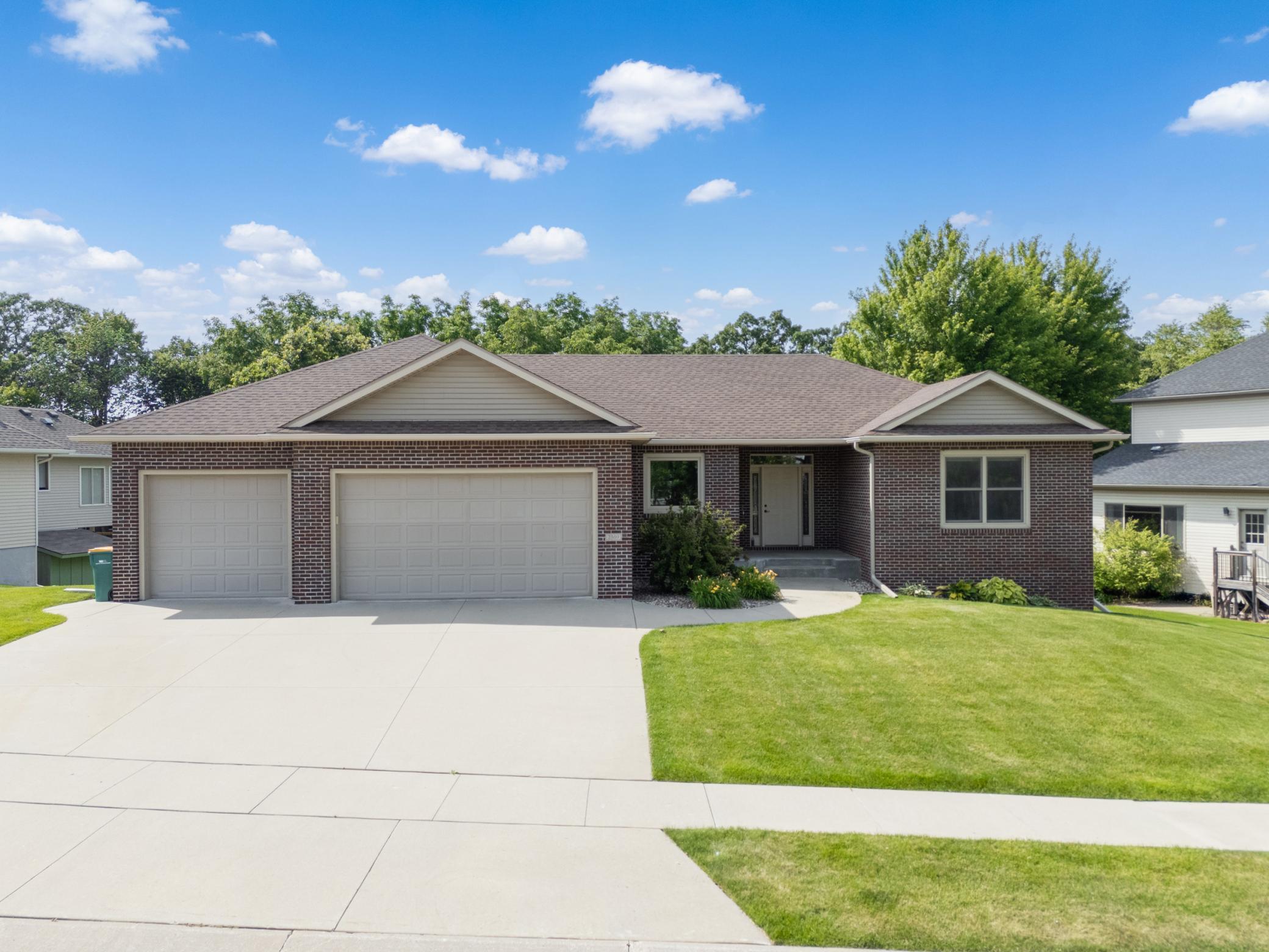 2309 Teakwood Lane Property Photo 1