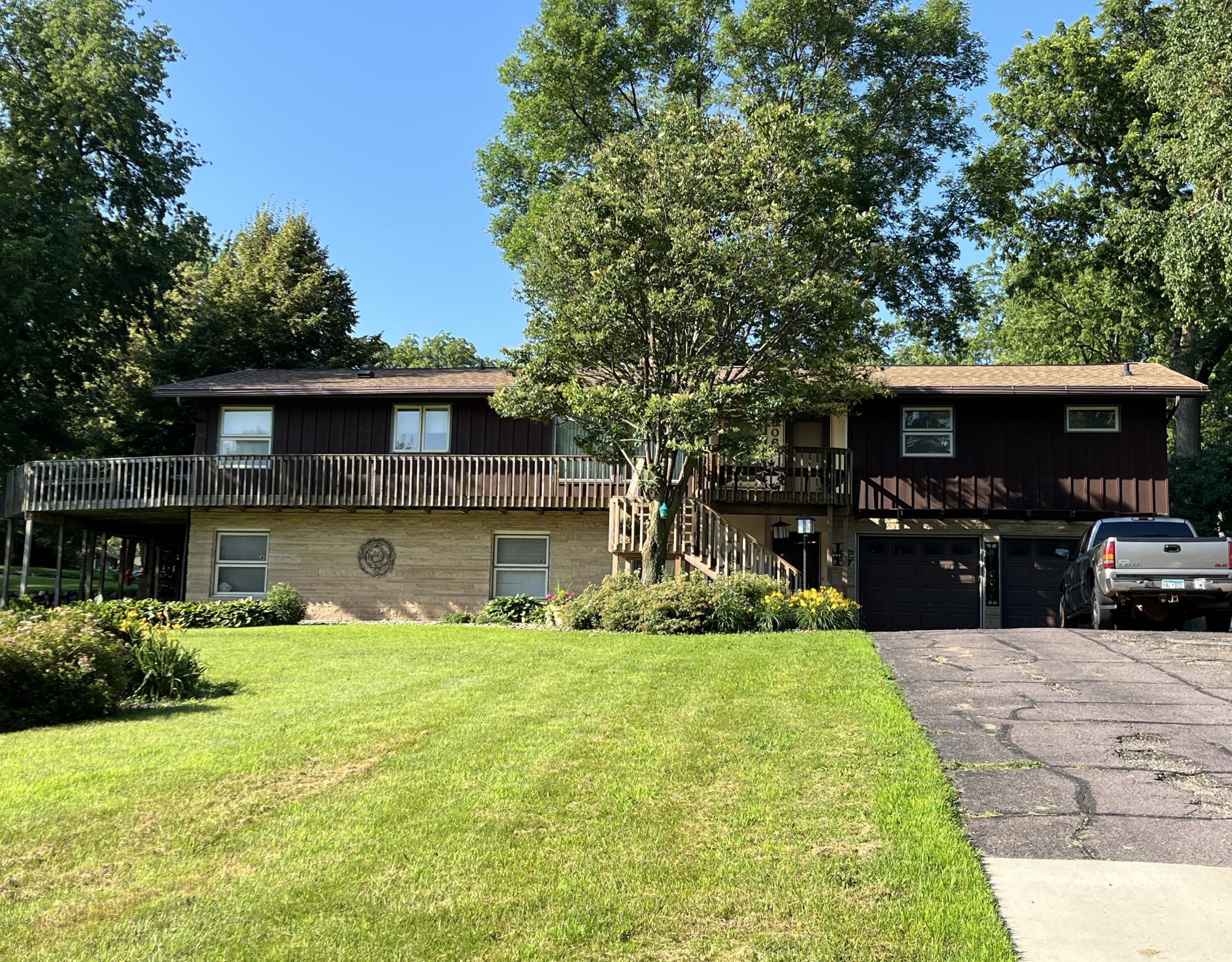 806 Highland Road Property Photo 1