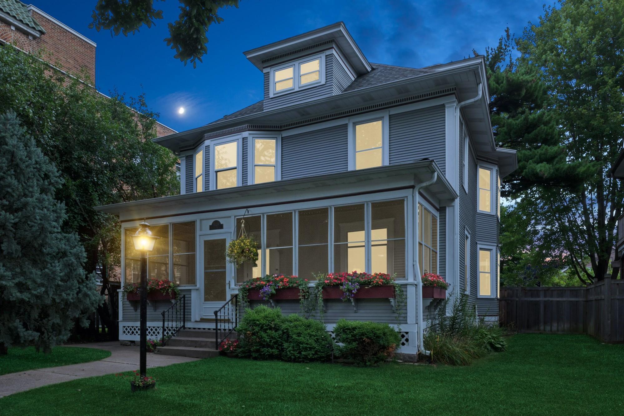 3129 Holmes Avenue Property Photo 1