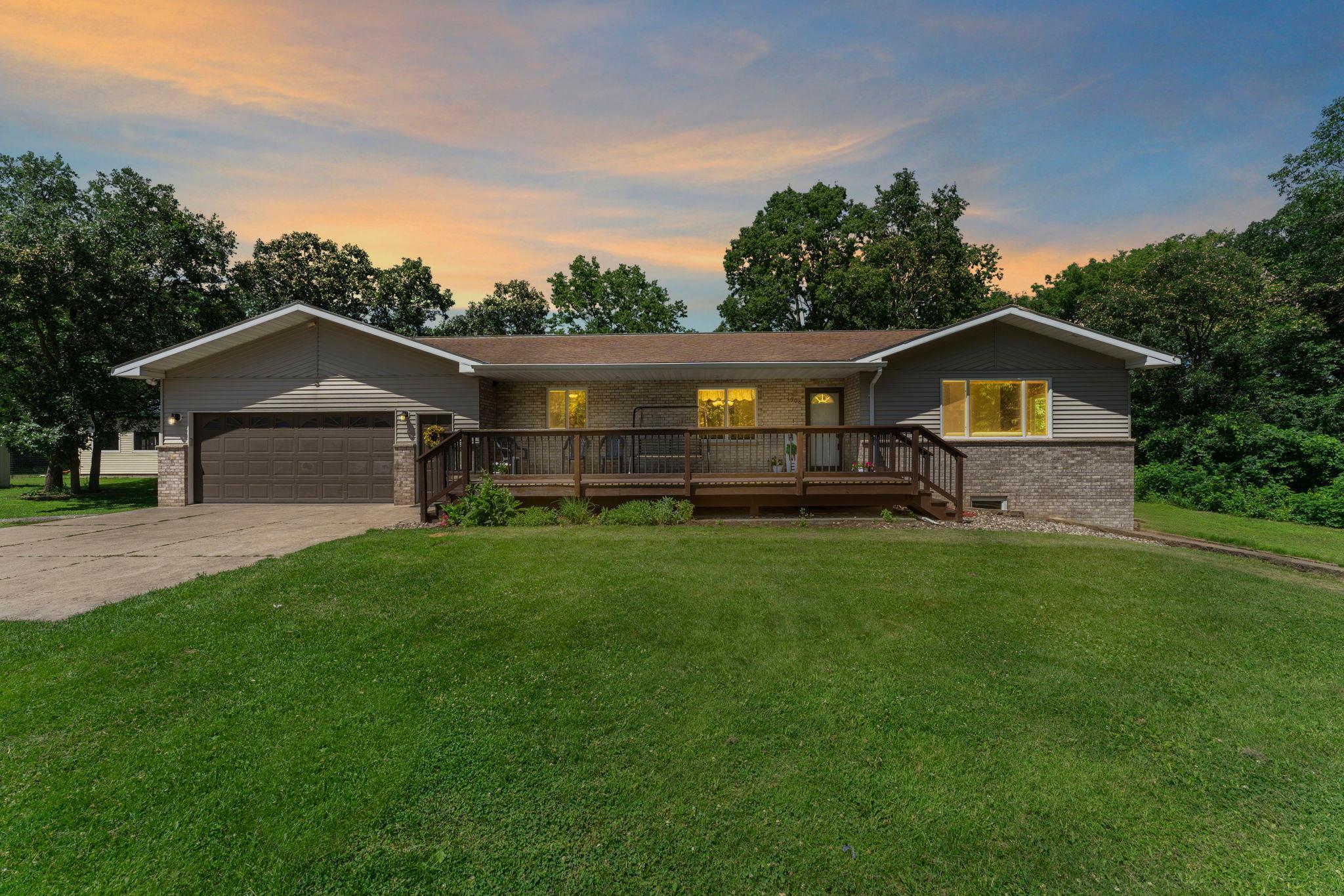 4508 192nd Street Property Photo 1