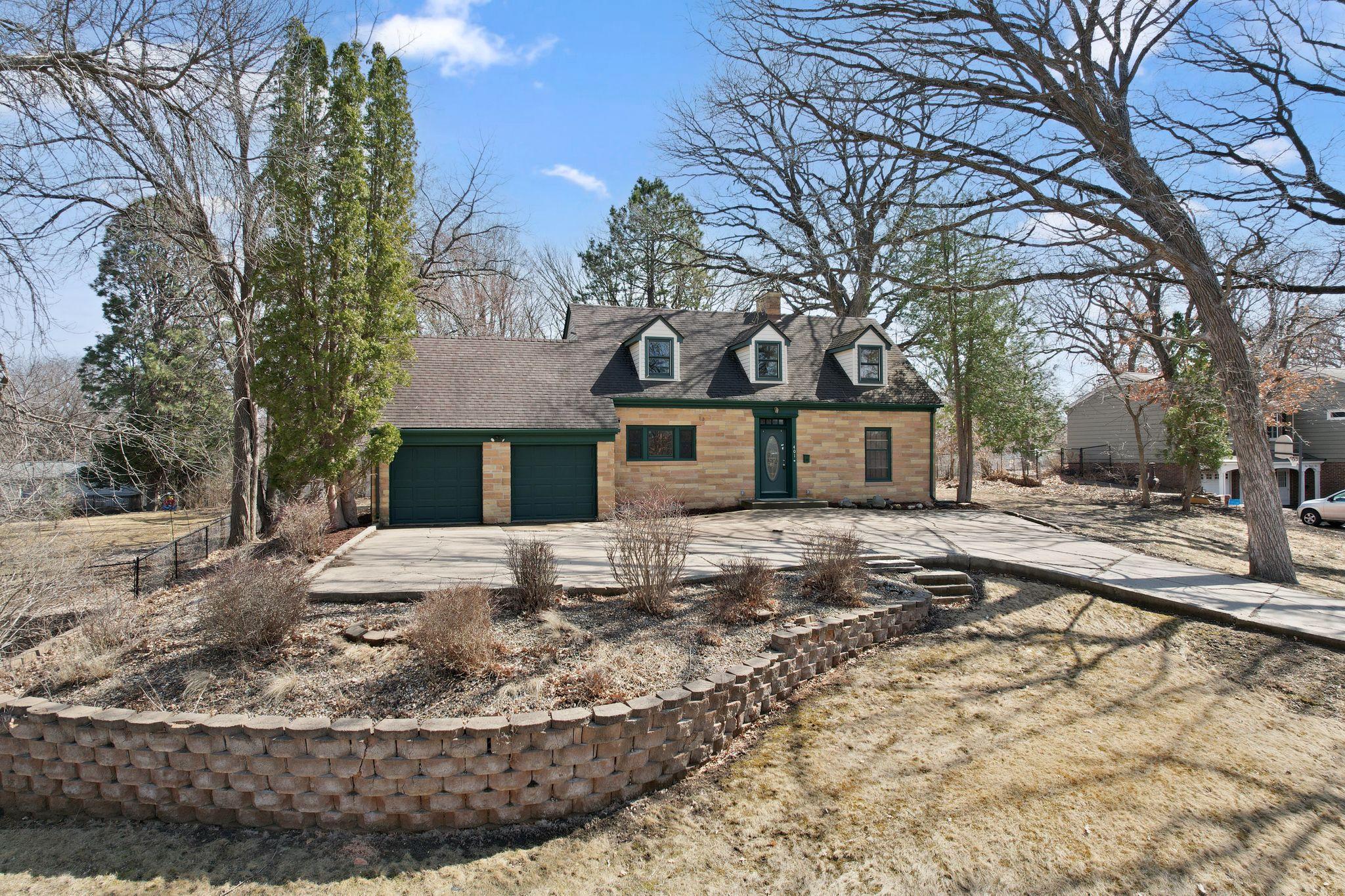 401 21st Street Property Photo 1