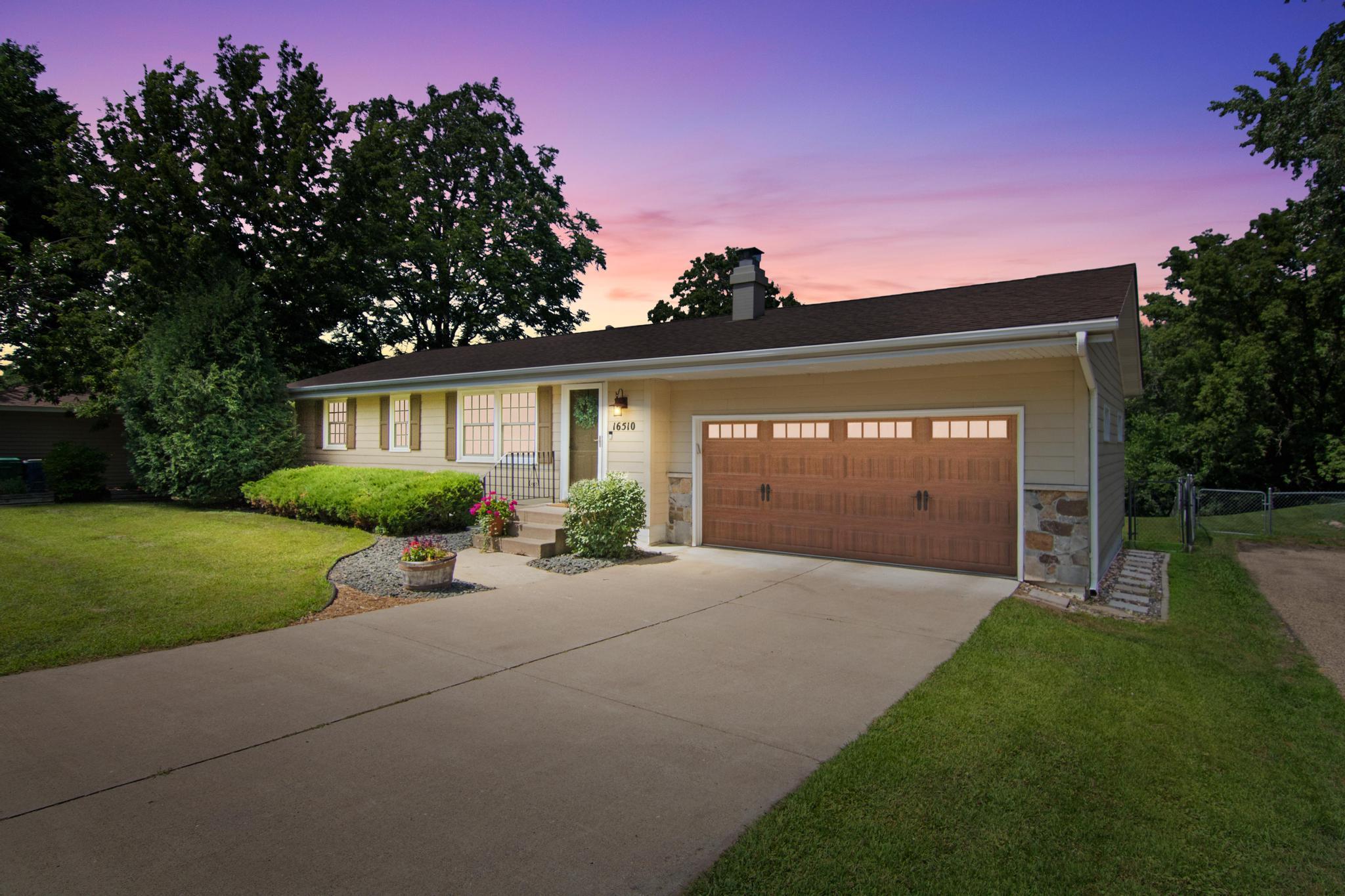 16510 Temple Drive Property Photo 1