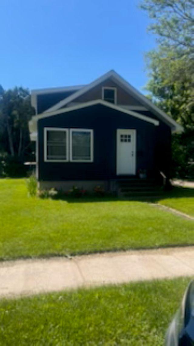 421 8th Street Property Photo 1