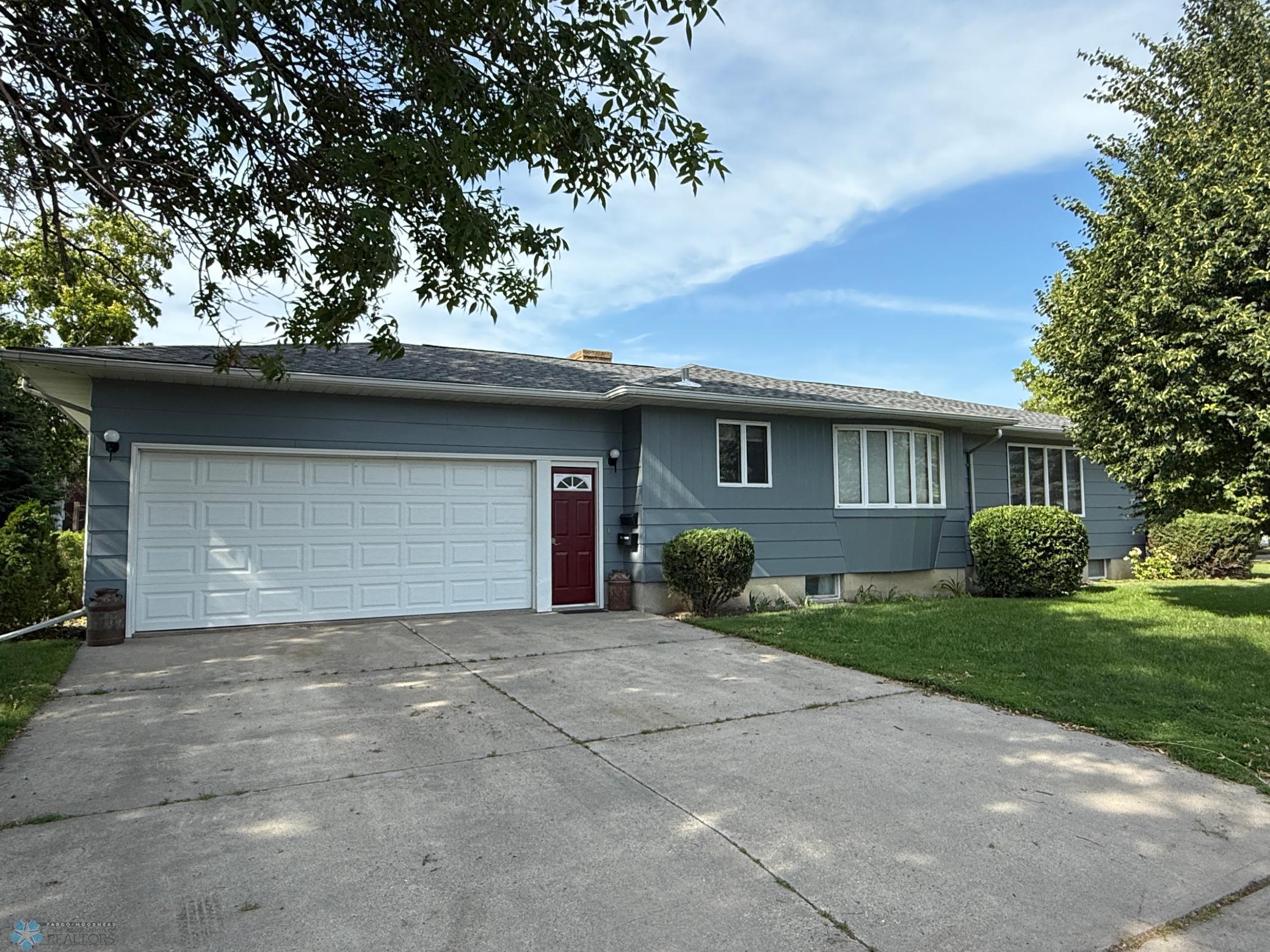 201 5th Street Property Photo 1