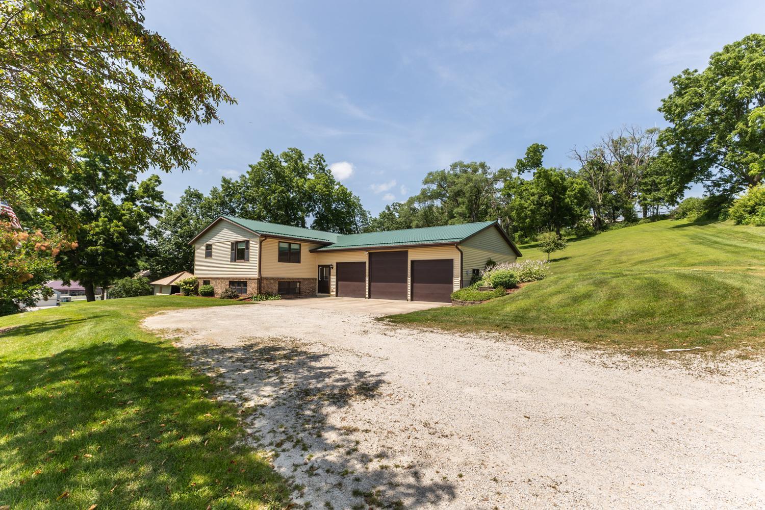 117 Kansas Street Property Photo 1